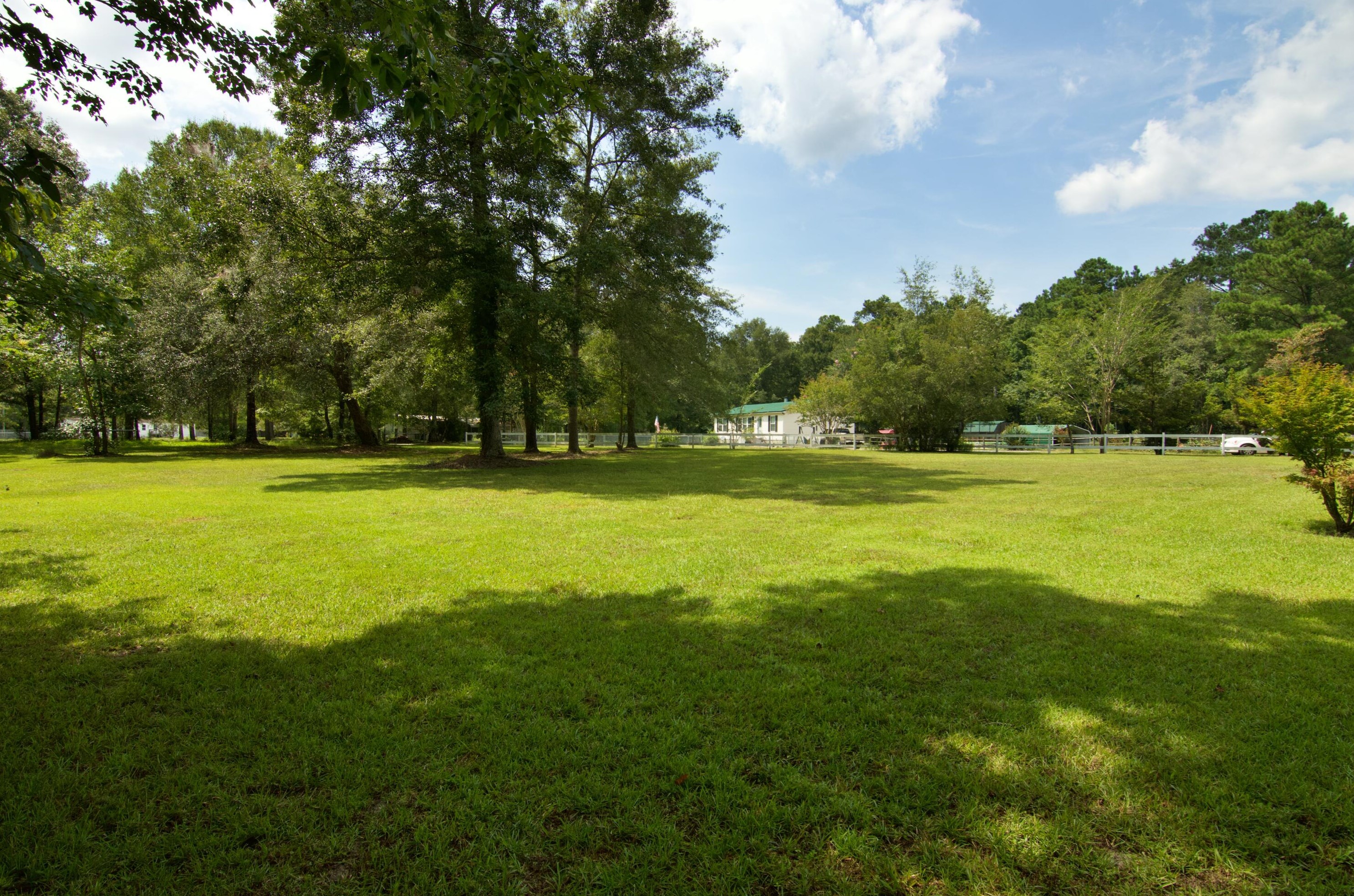 136 Tranquil Way, Bonneau, SC 29431