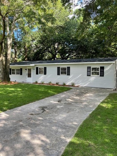 1530 Staffordshire Dr, Charleston, SC 29407-6533