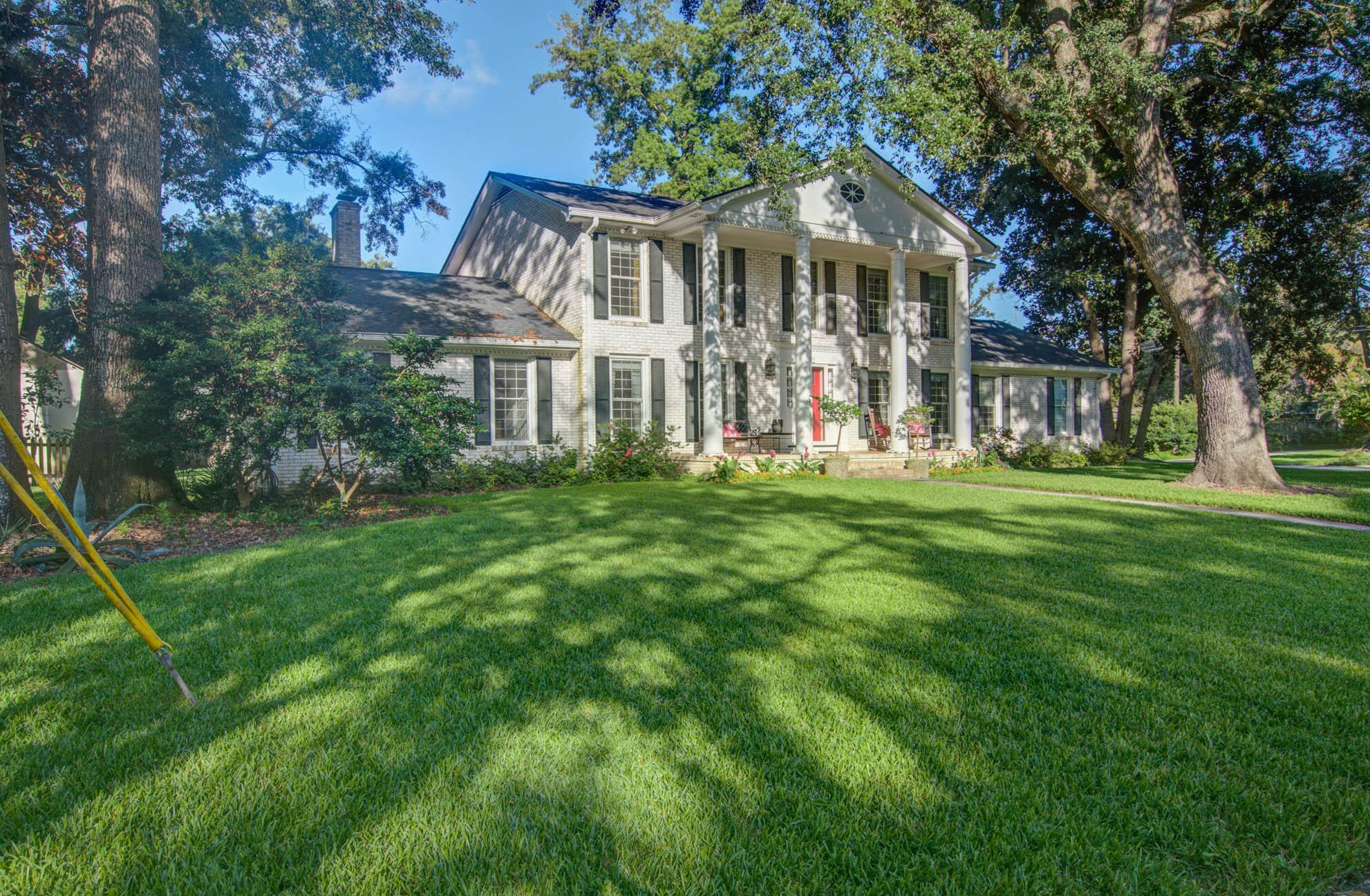 37 Sussex Rd, Charleston, SC 29407-3326