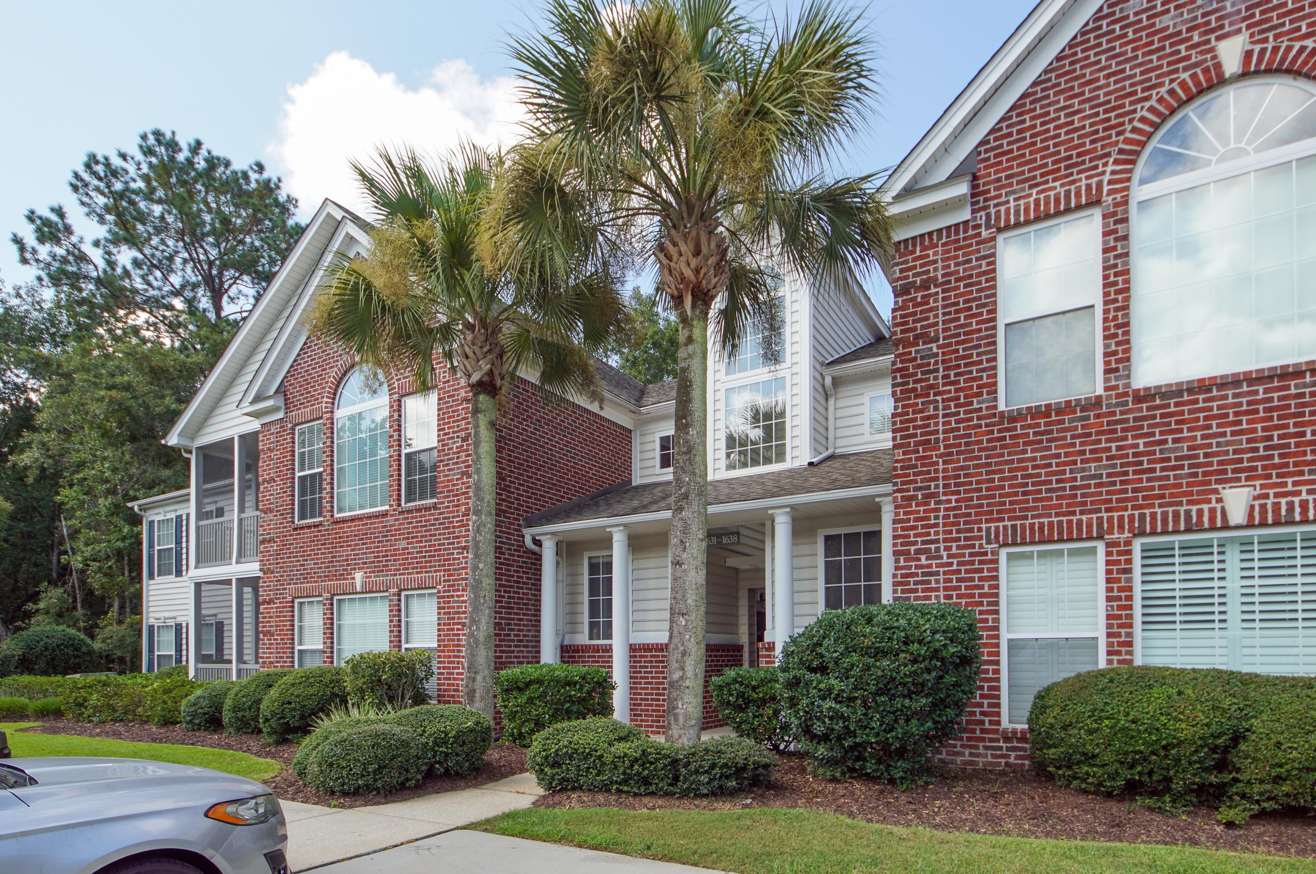 1631 Camfield Ln, Mount Pleasant, SC 29466-8095