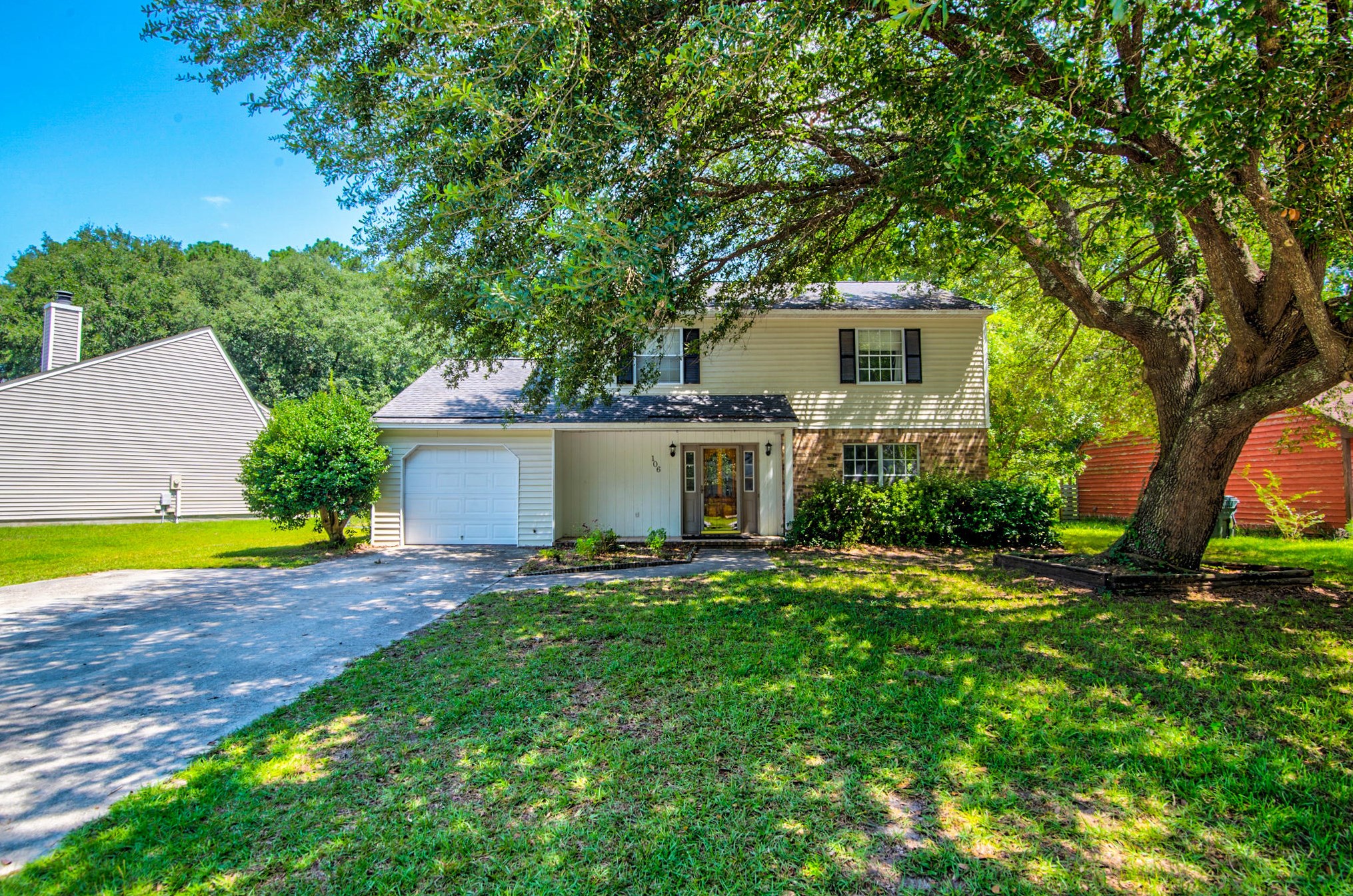 106 Cottonwood Dr, Summerville, SC 29483-4441