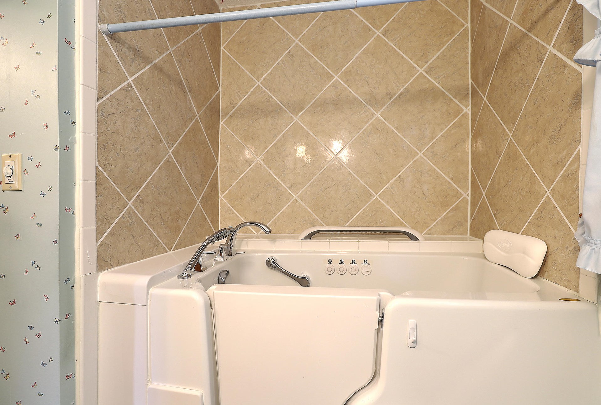 5332 Parkside Dr, Charleston SC  29405-4106 exterior