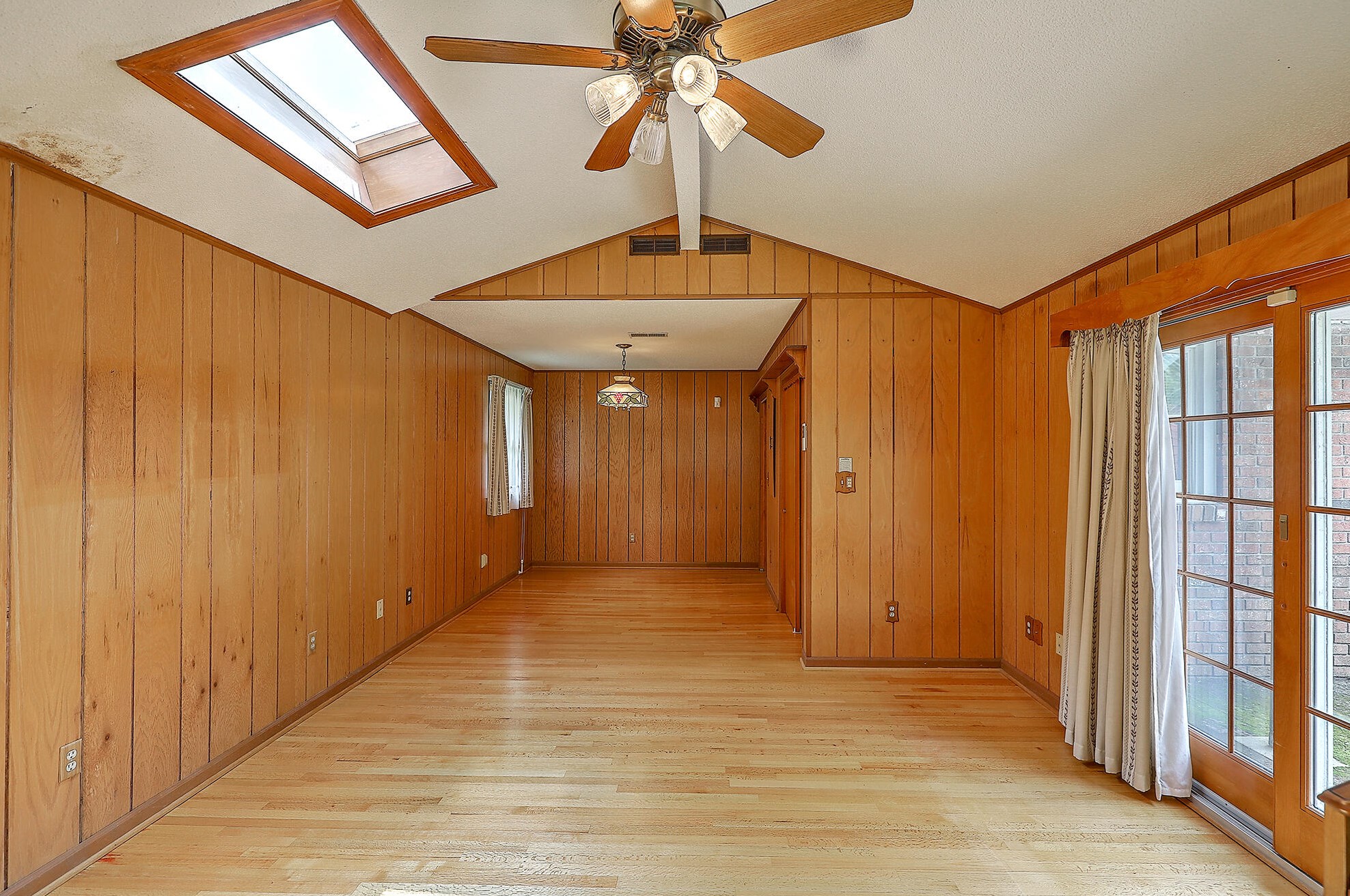 5332 Parkside Dr, Charleston SC  29405-4106 exterior