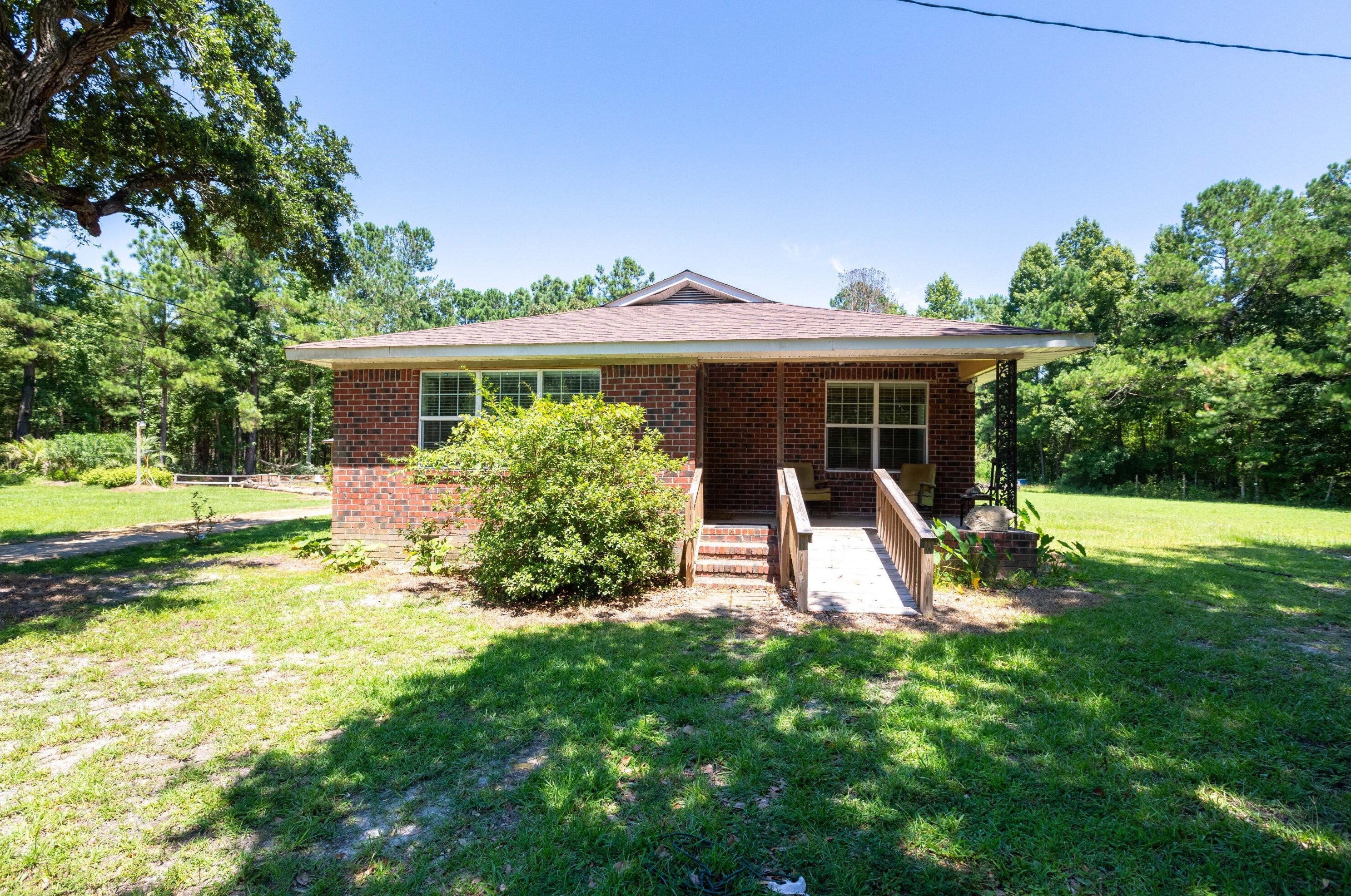 1104 Mandella Rd, Alvin, SC 29479-3301
