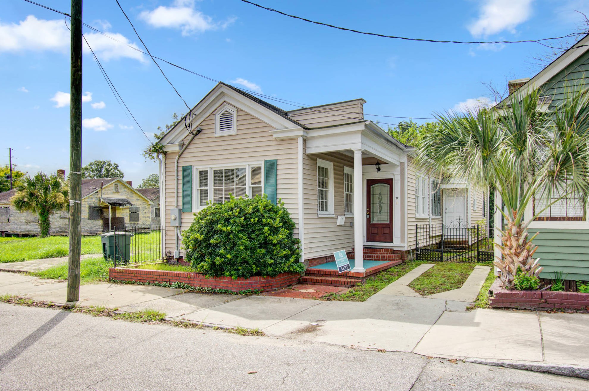 9 Cleveland St, Charleston, SC 29403