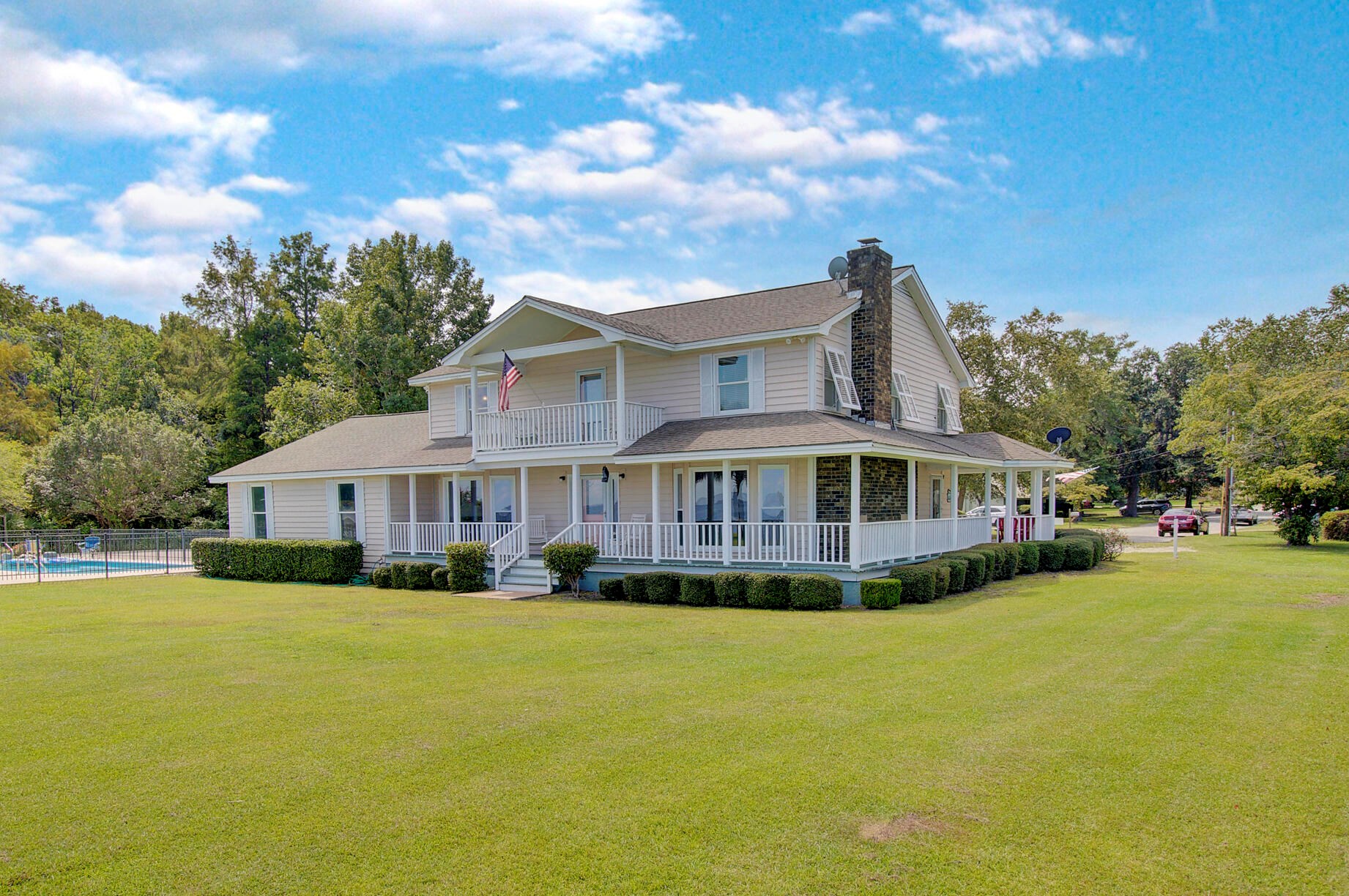 149 Pineridge Rd, Eutawville, SC 29048-9300