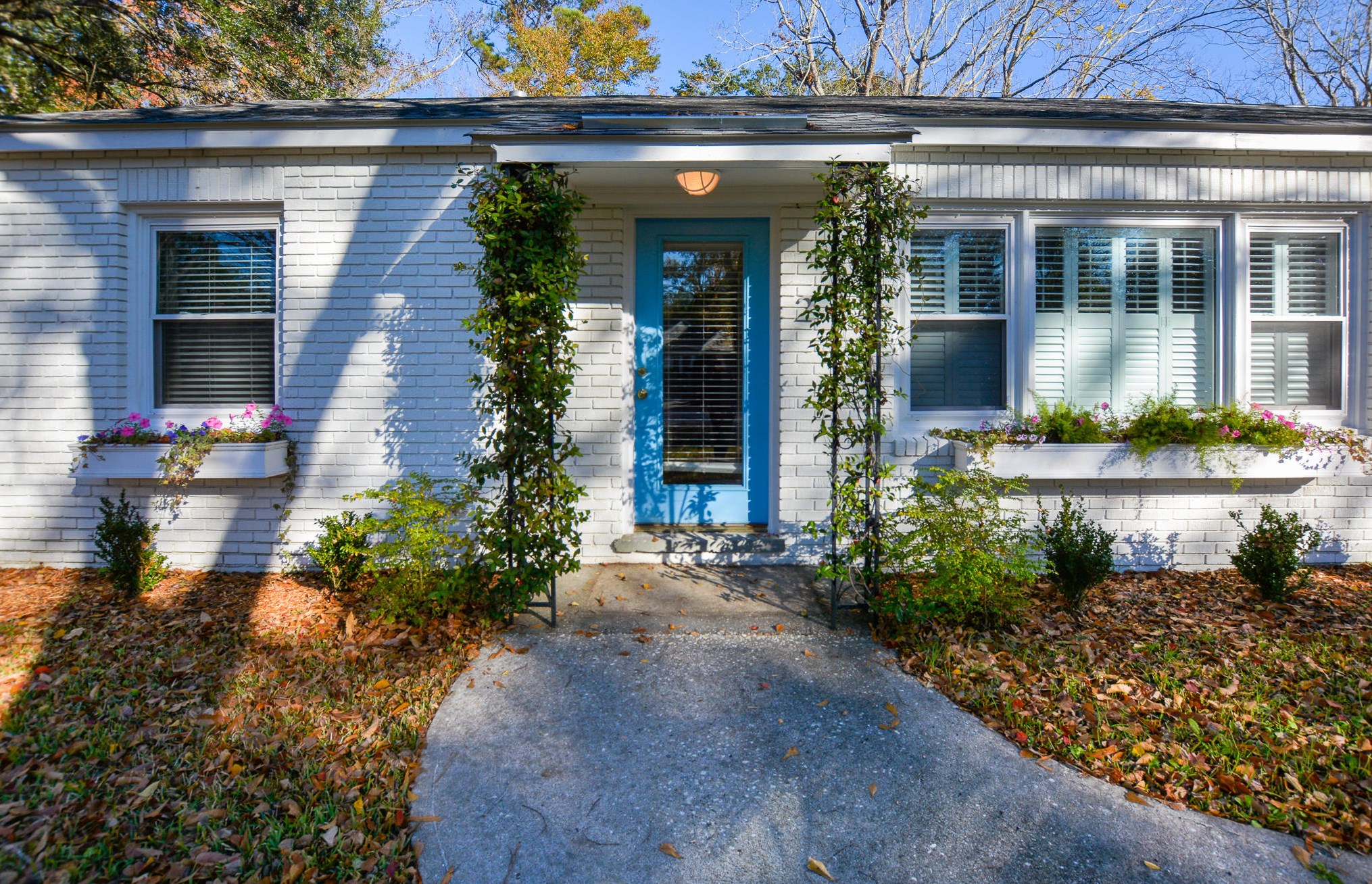 2 Rosedale Dr, Charleston, SC 29407