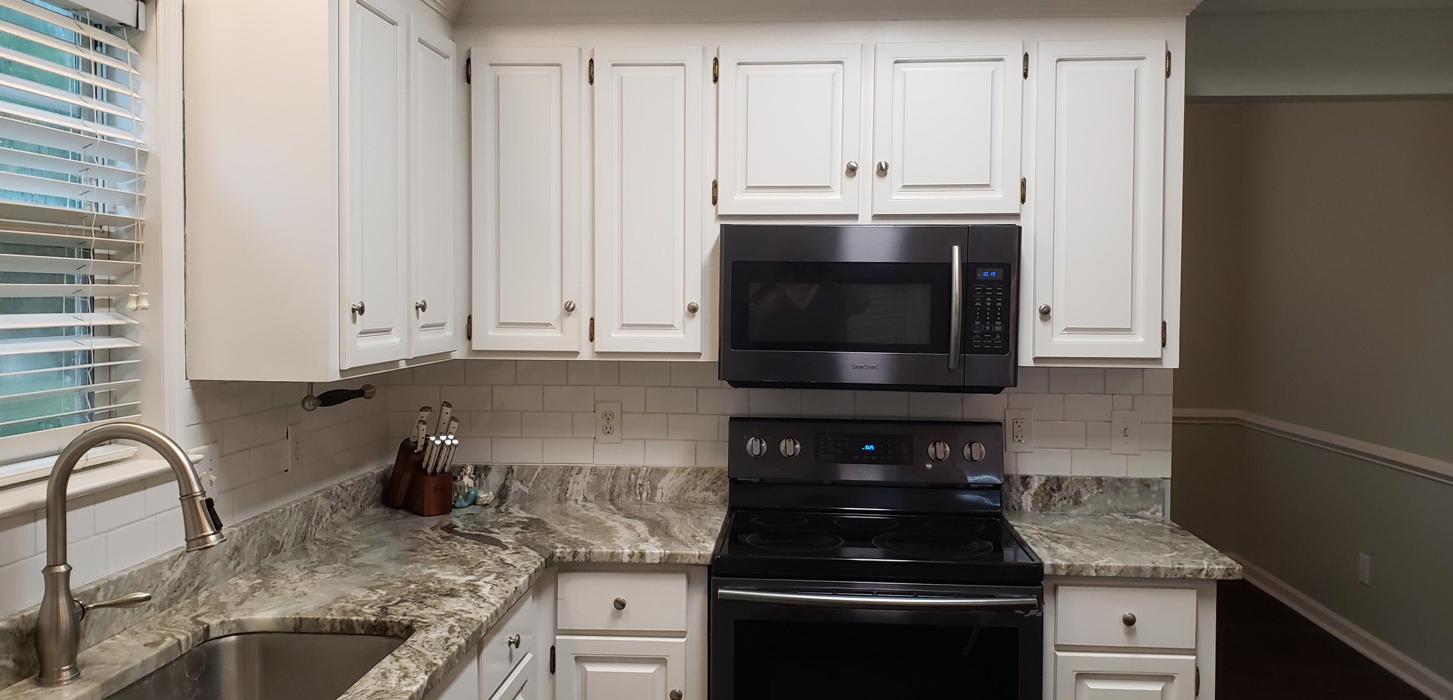 1600 Windsor Ln, Moncks Corner SC  29461-7154 exterior