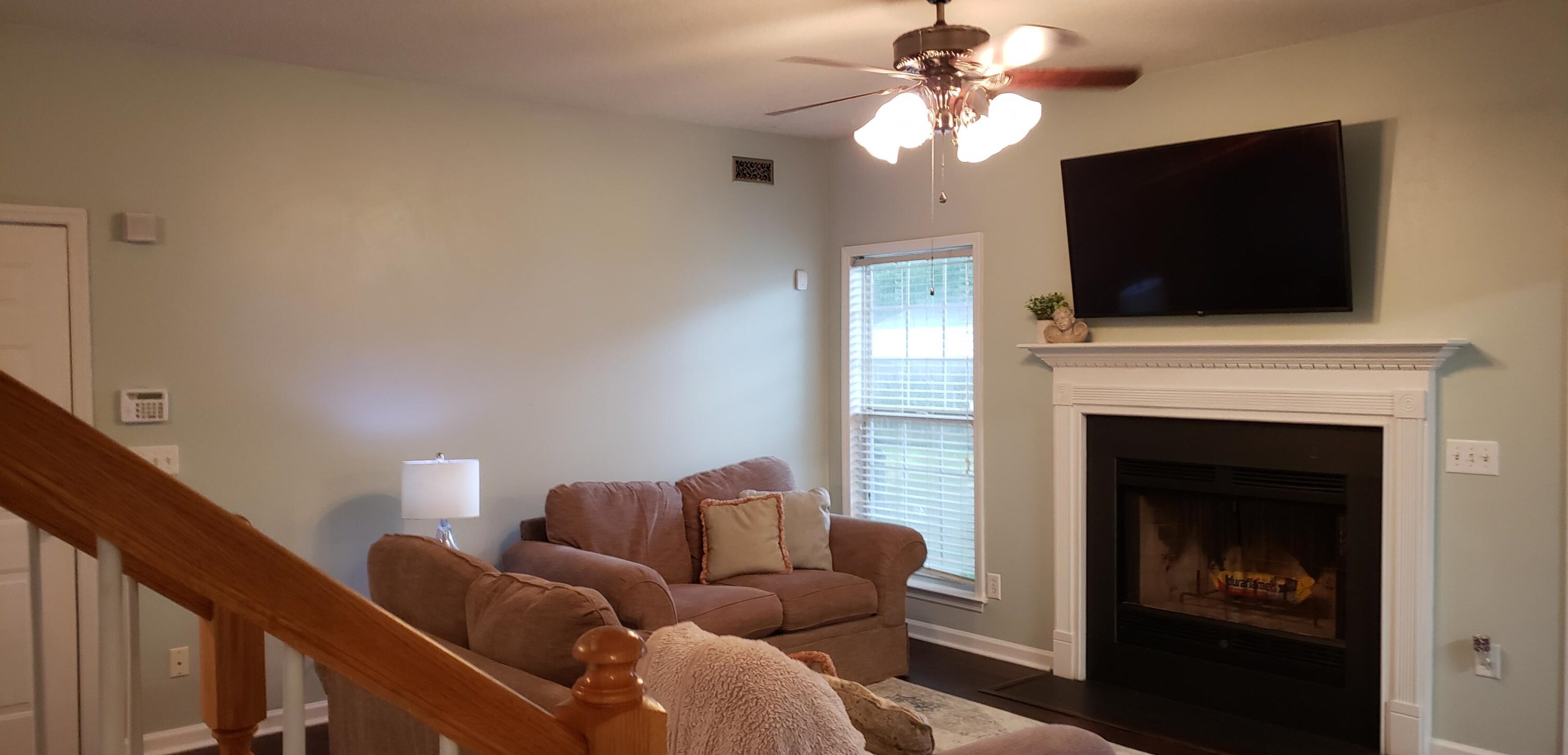 1600 Windsor Ln, Moncks Corner SC  29461-7154 exterior