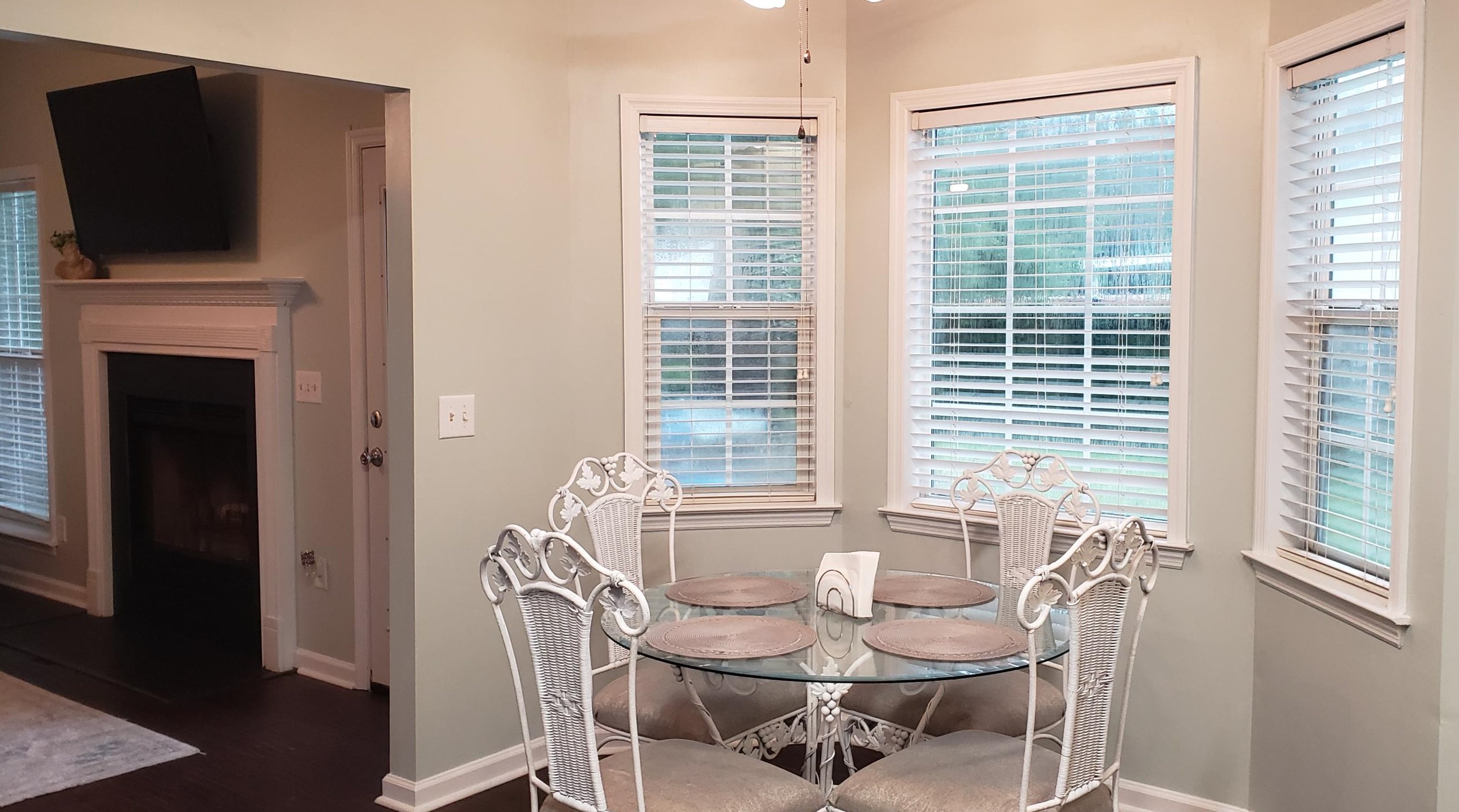 1600 Windsor Ln, Moncks Corner SC  29461-7154 exterior