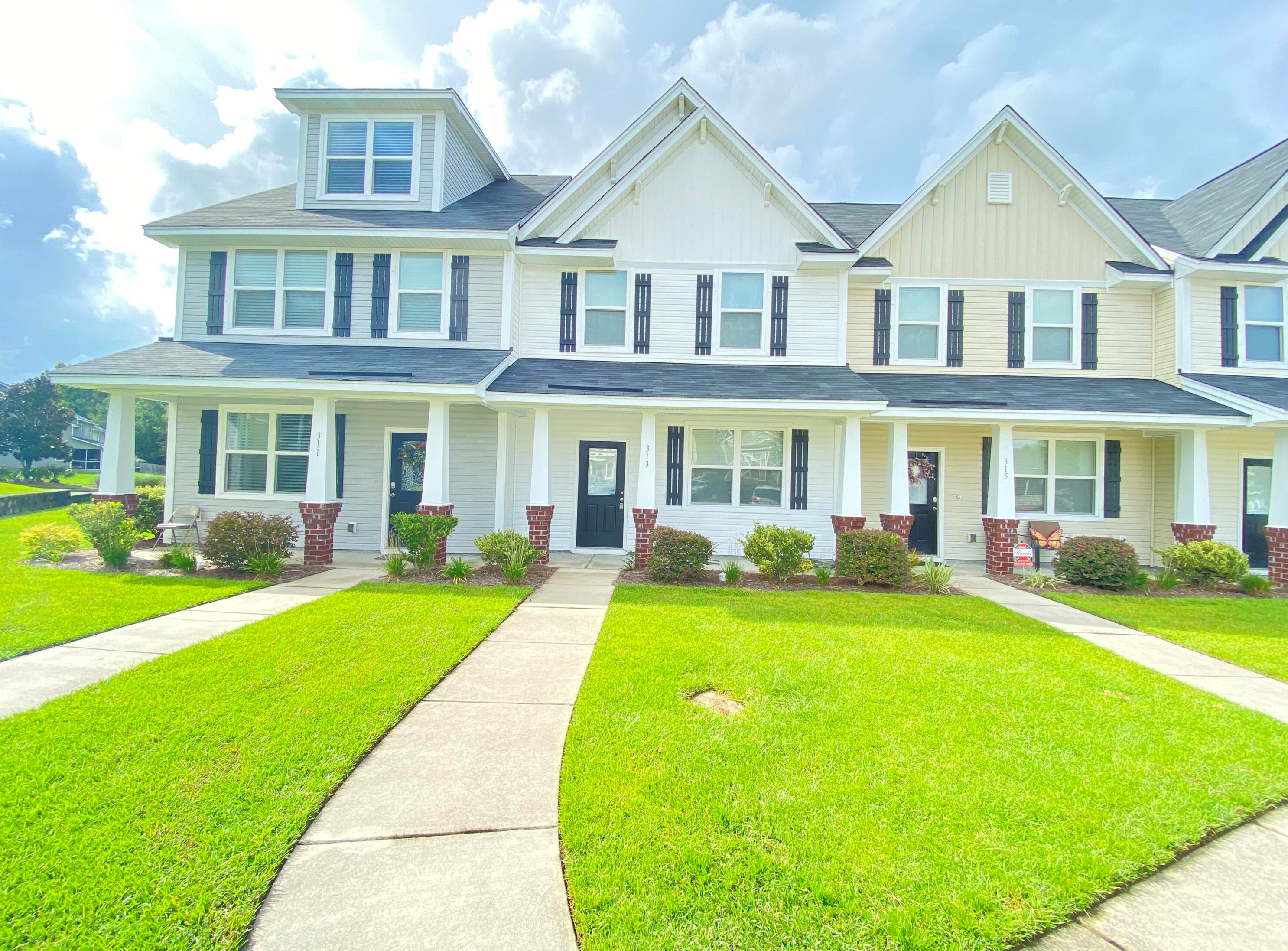 313 Flyway Rd, Charleston, SC 29445