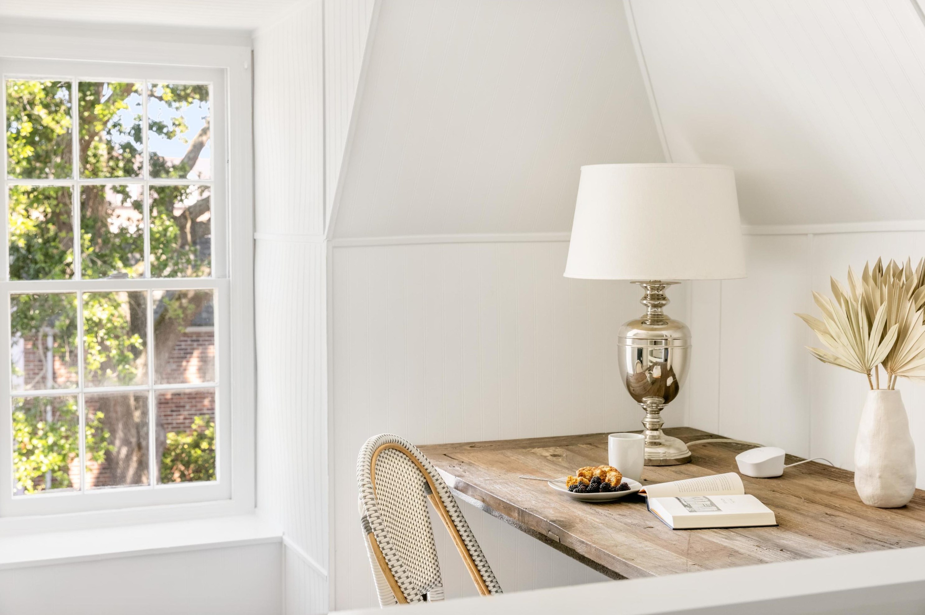 17 Poulnot Ln, Charleston SC  29401-6912 exterior