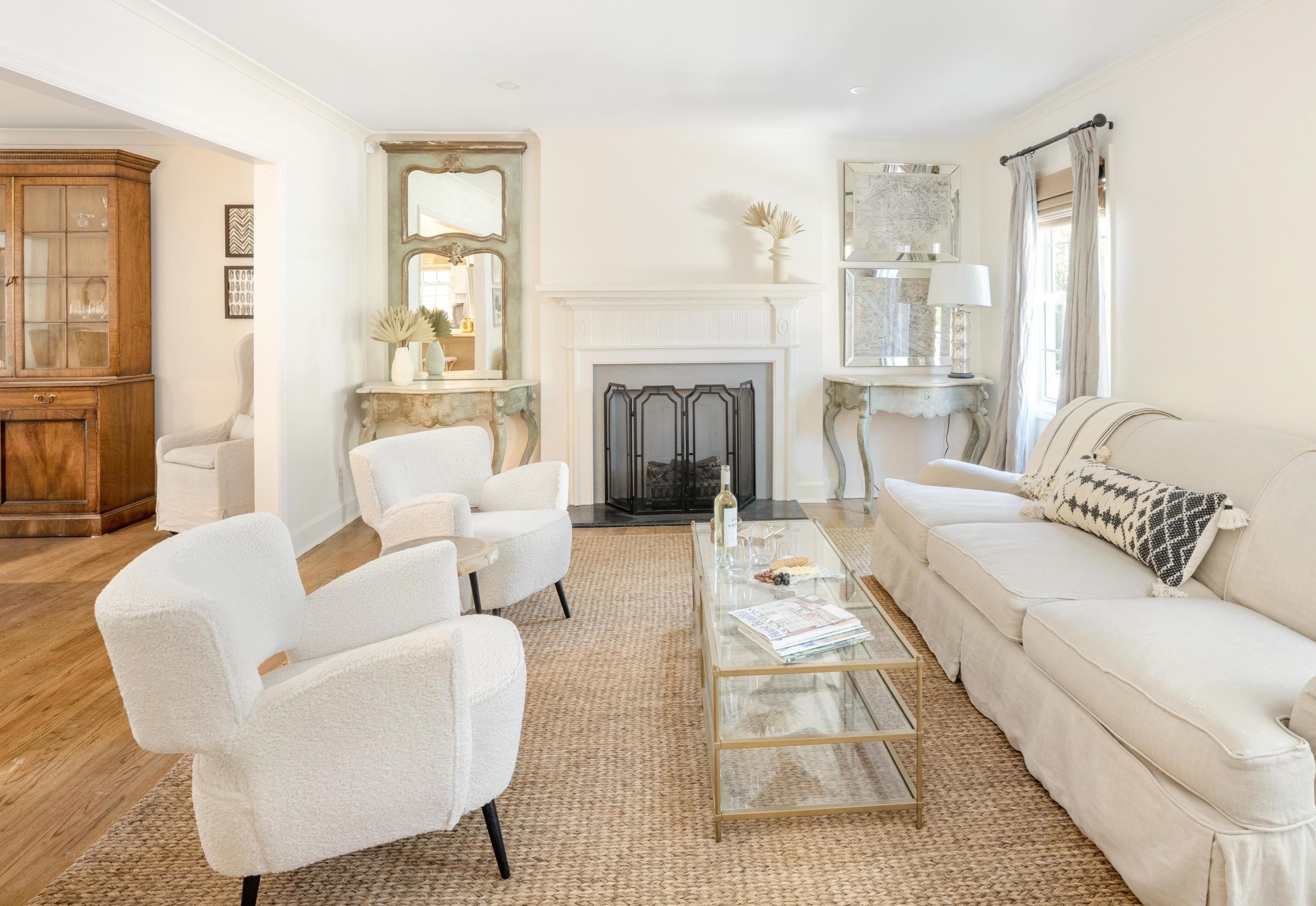 17 Poulnot Ln, Charleston, SC 29401