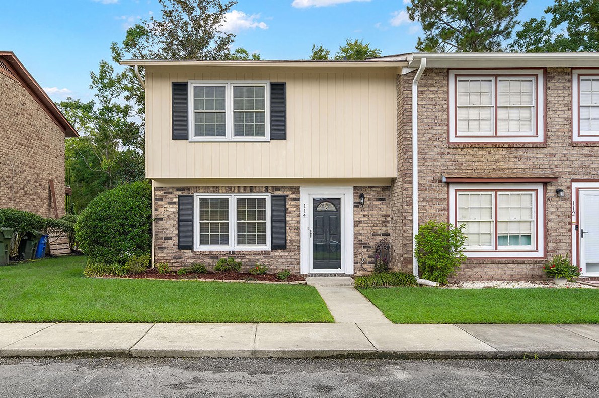 114 Brush Blvd, Charleston, SC 29445-2729