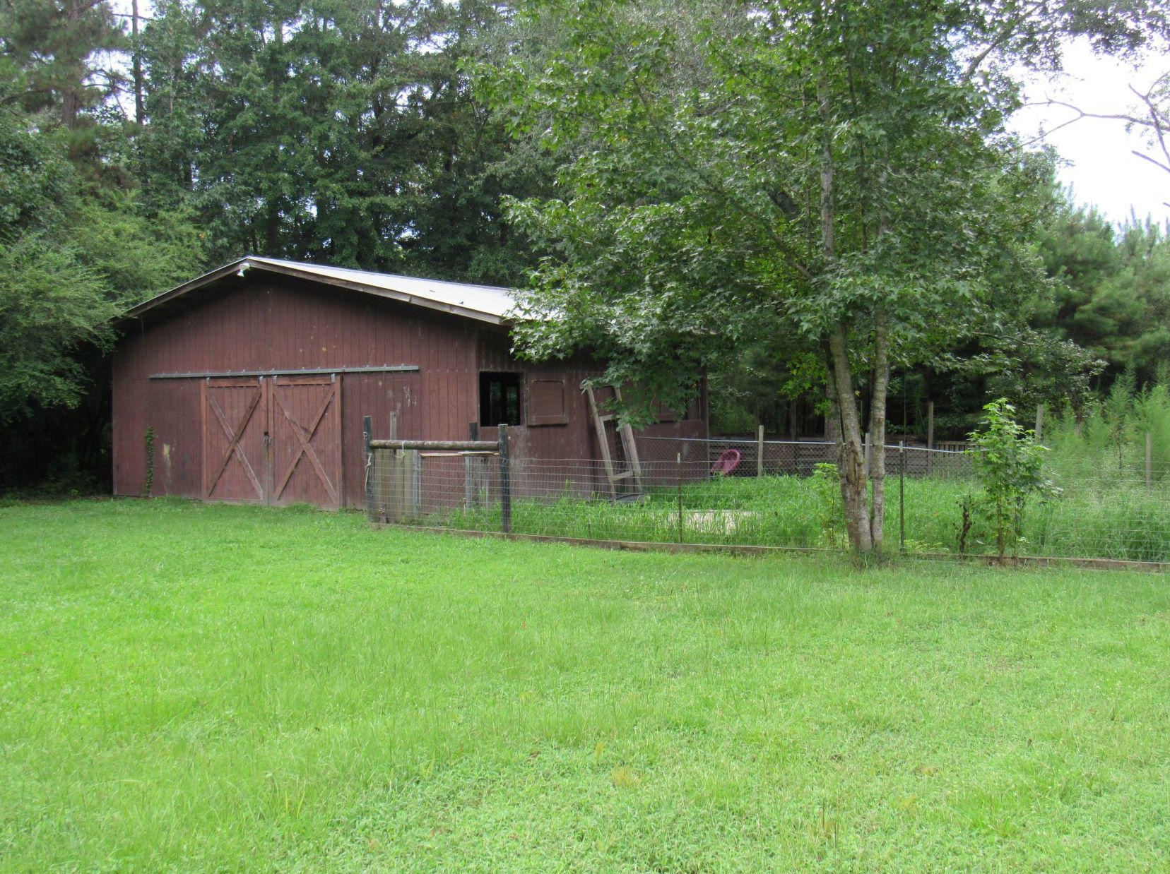 249 W Meadow Dr, Ridgeville, SC 29472