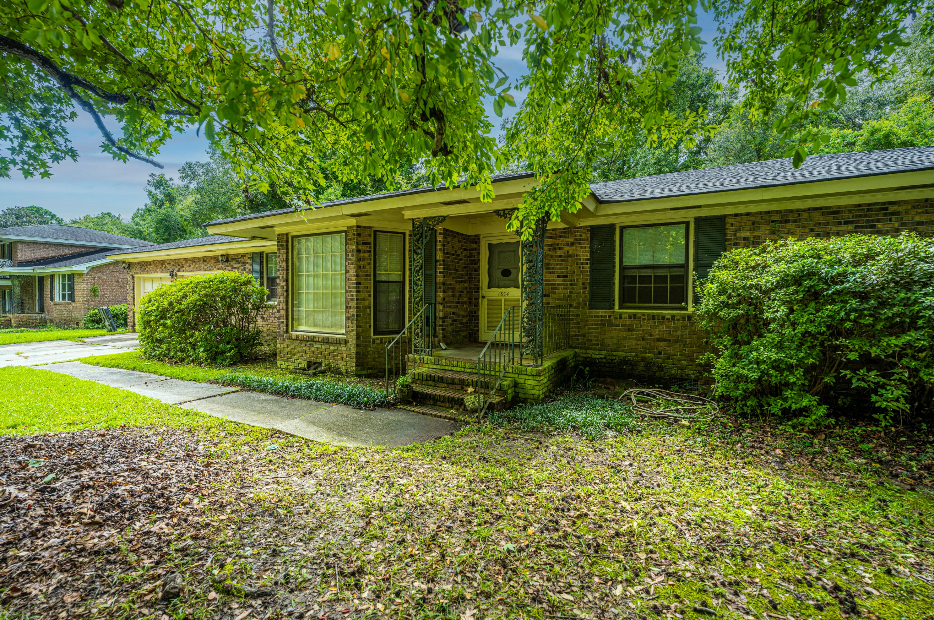 1854 Ashley Hall Rd, Charleston, SC 29407-3543
