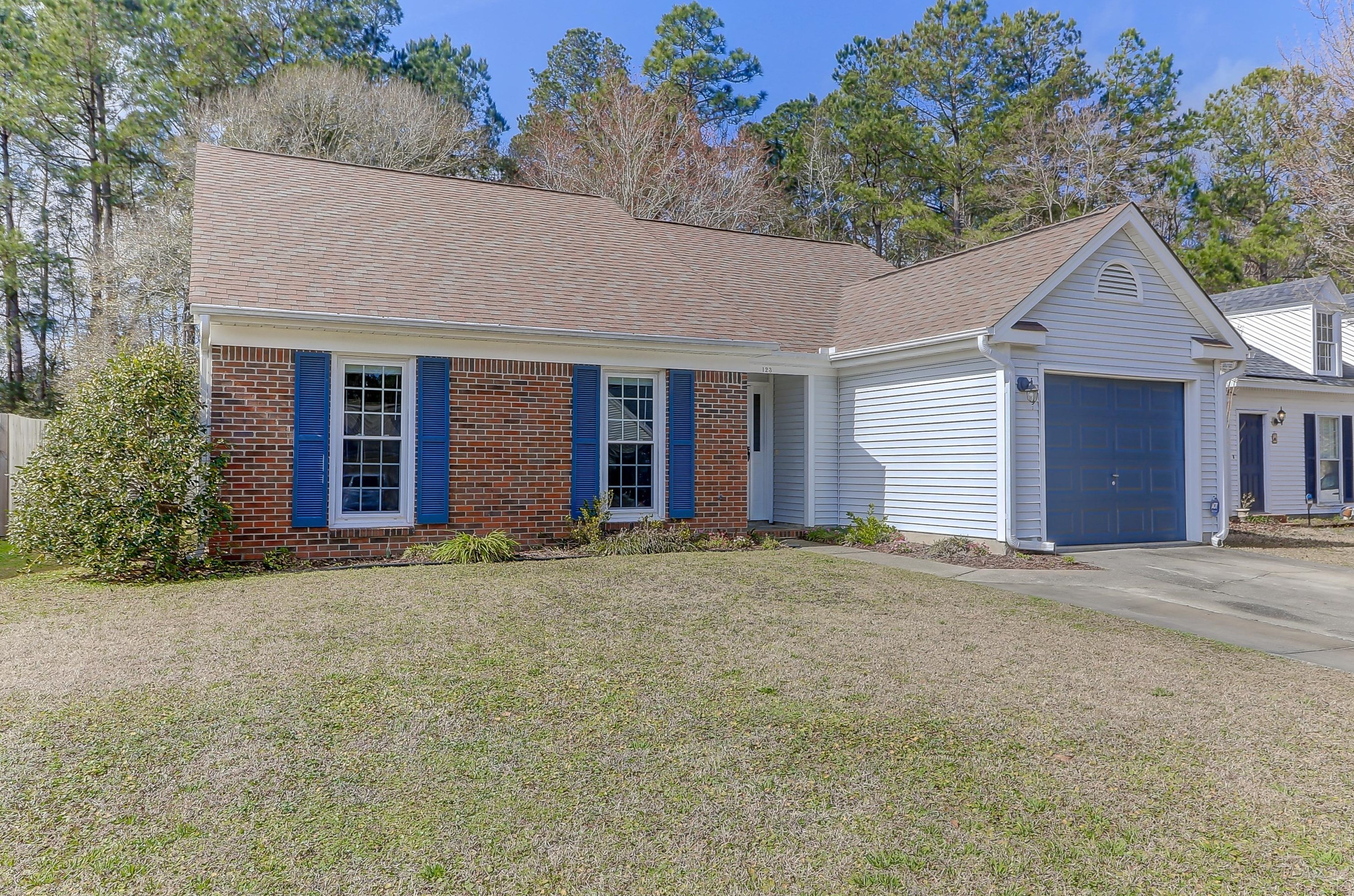 123 Shropshire St, Charleston, SC 29445