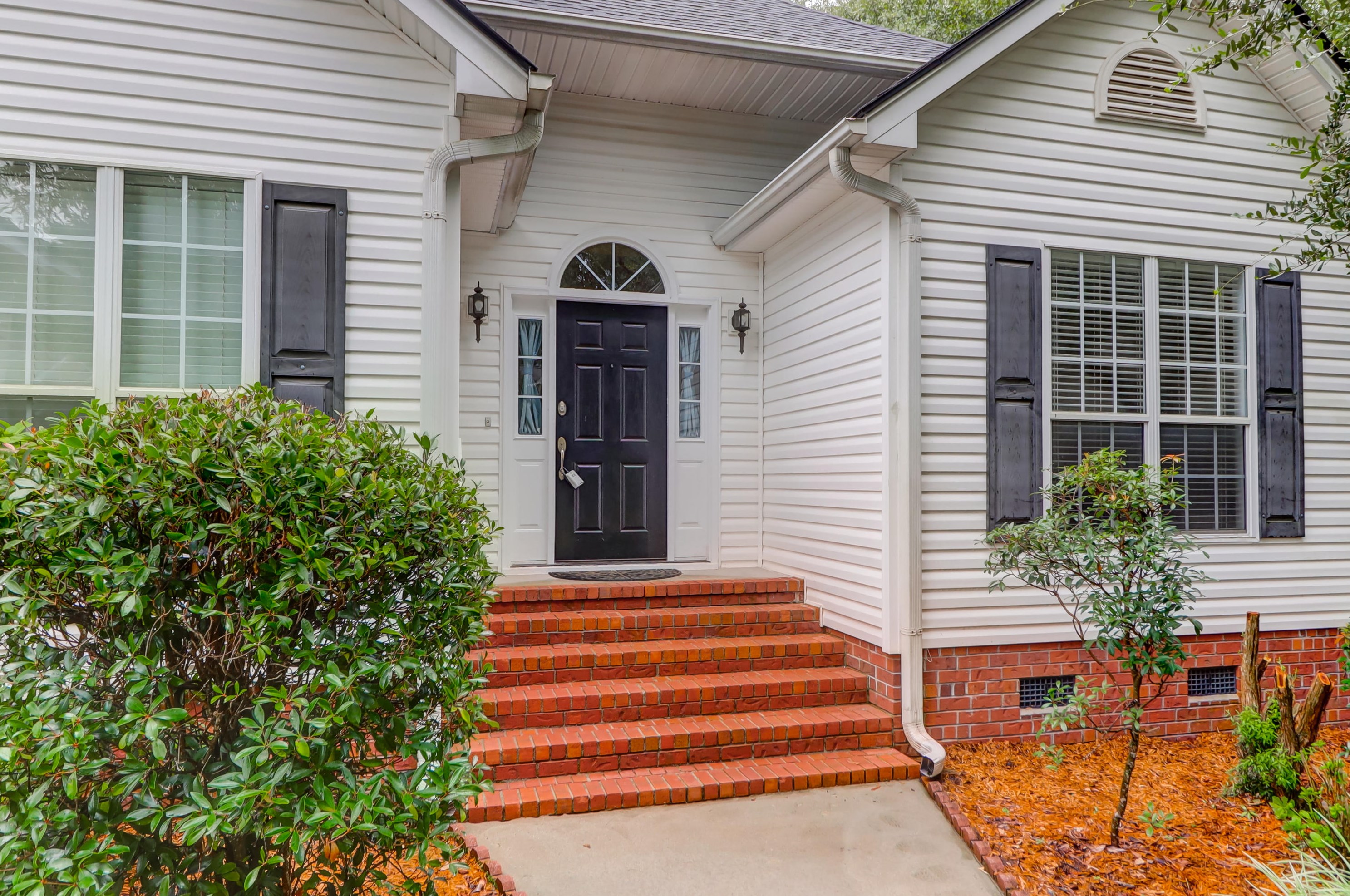2808 Bottlebrush Ct, Mount Pleasant, SC 29466