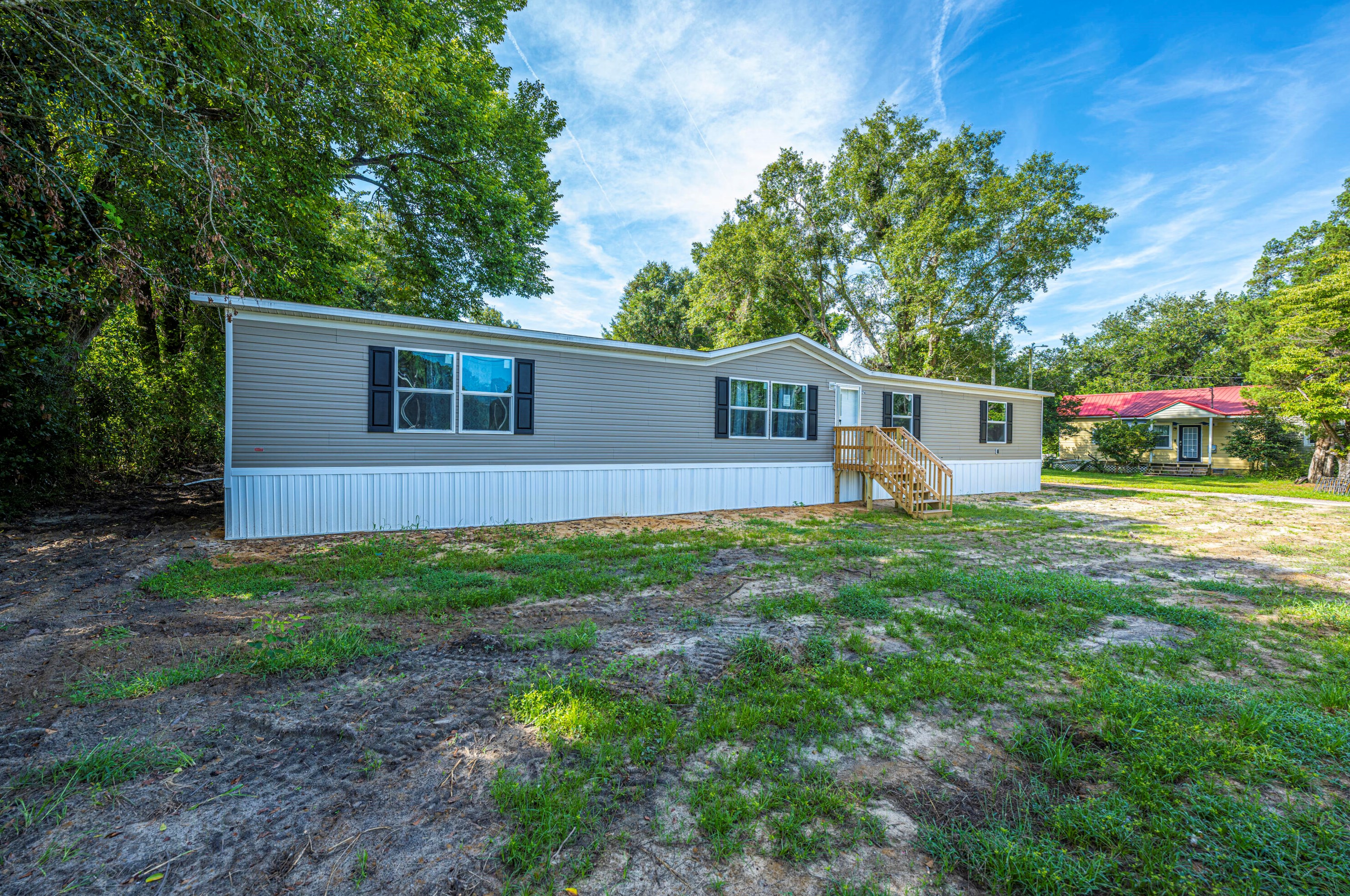 174 Church Rd, Alvin, SC 29479