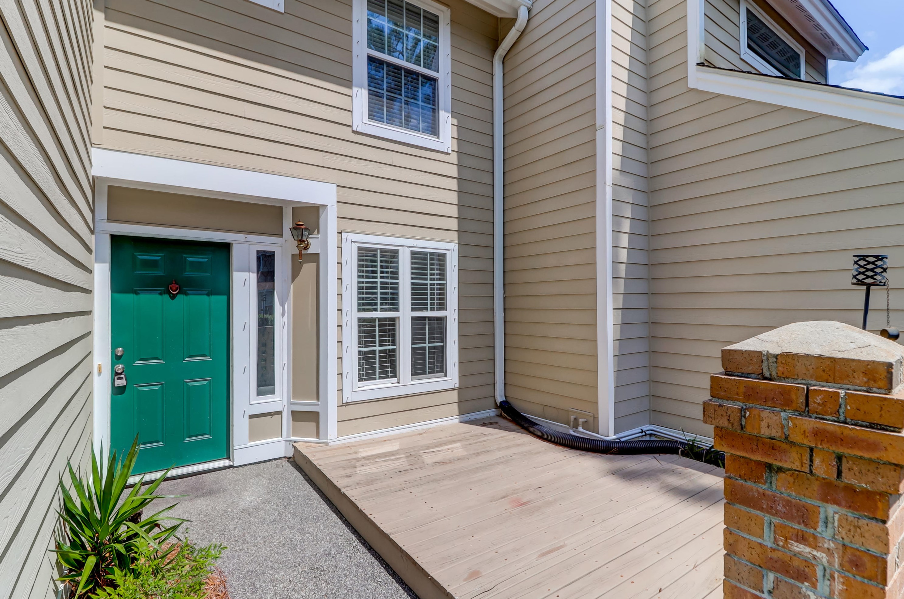 1040 Planters Pl, Mount Pleasant, SC 29464