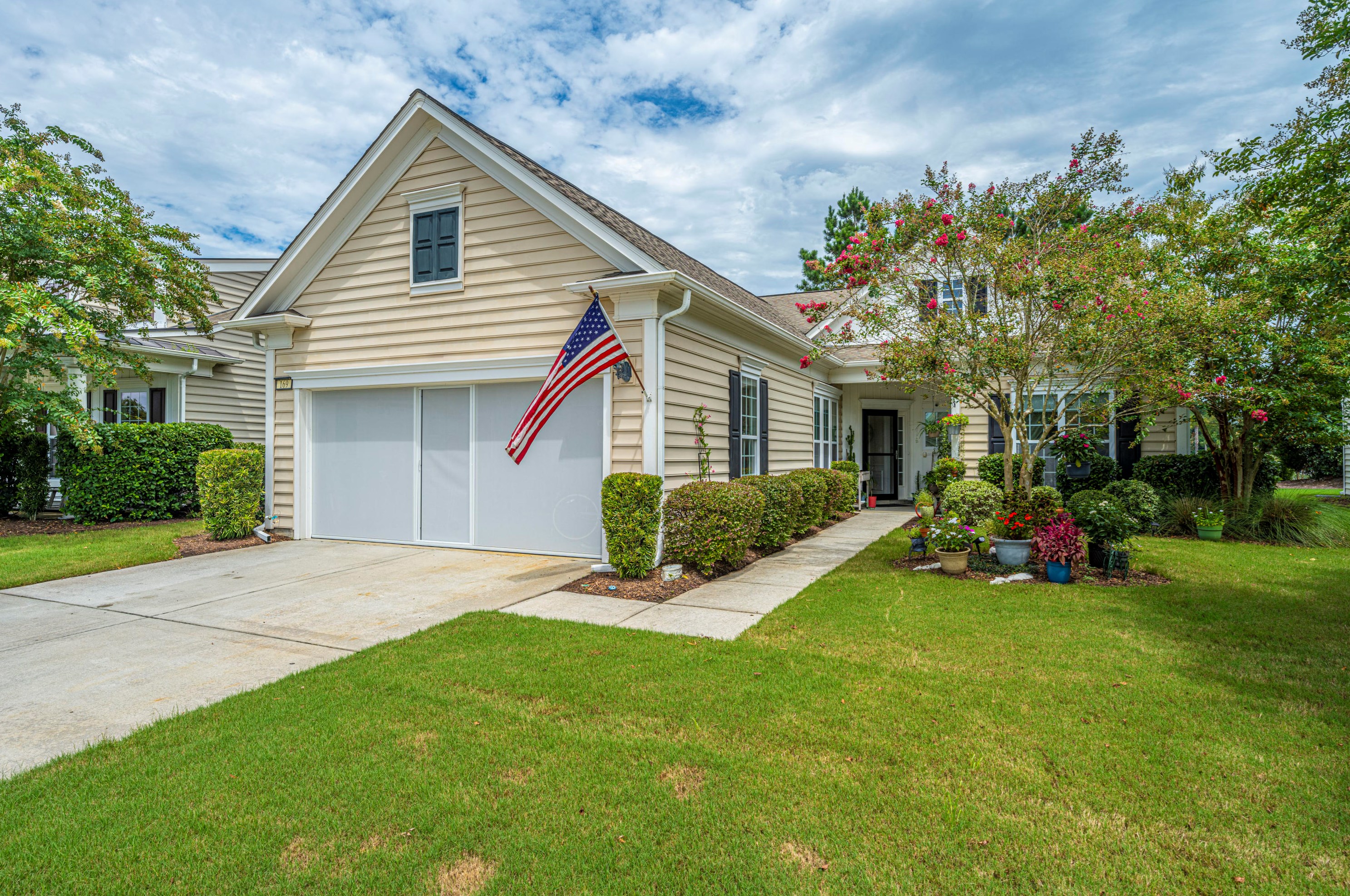 169 Schooner Bend Ave, Summerville, SC 29483-5386