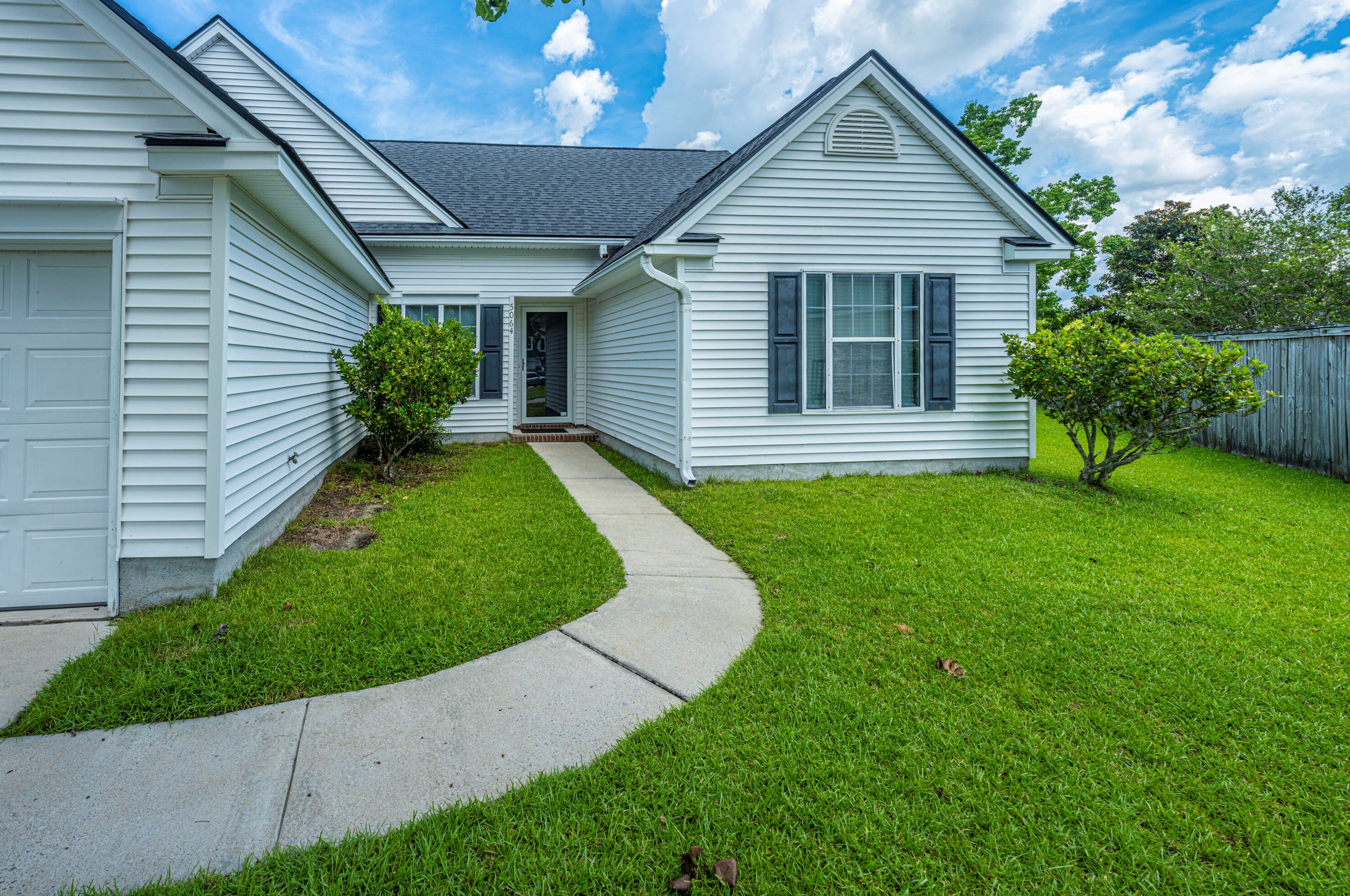 5064 Ammersee Ct, Charleston, SC 29414-7579