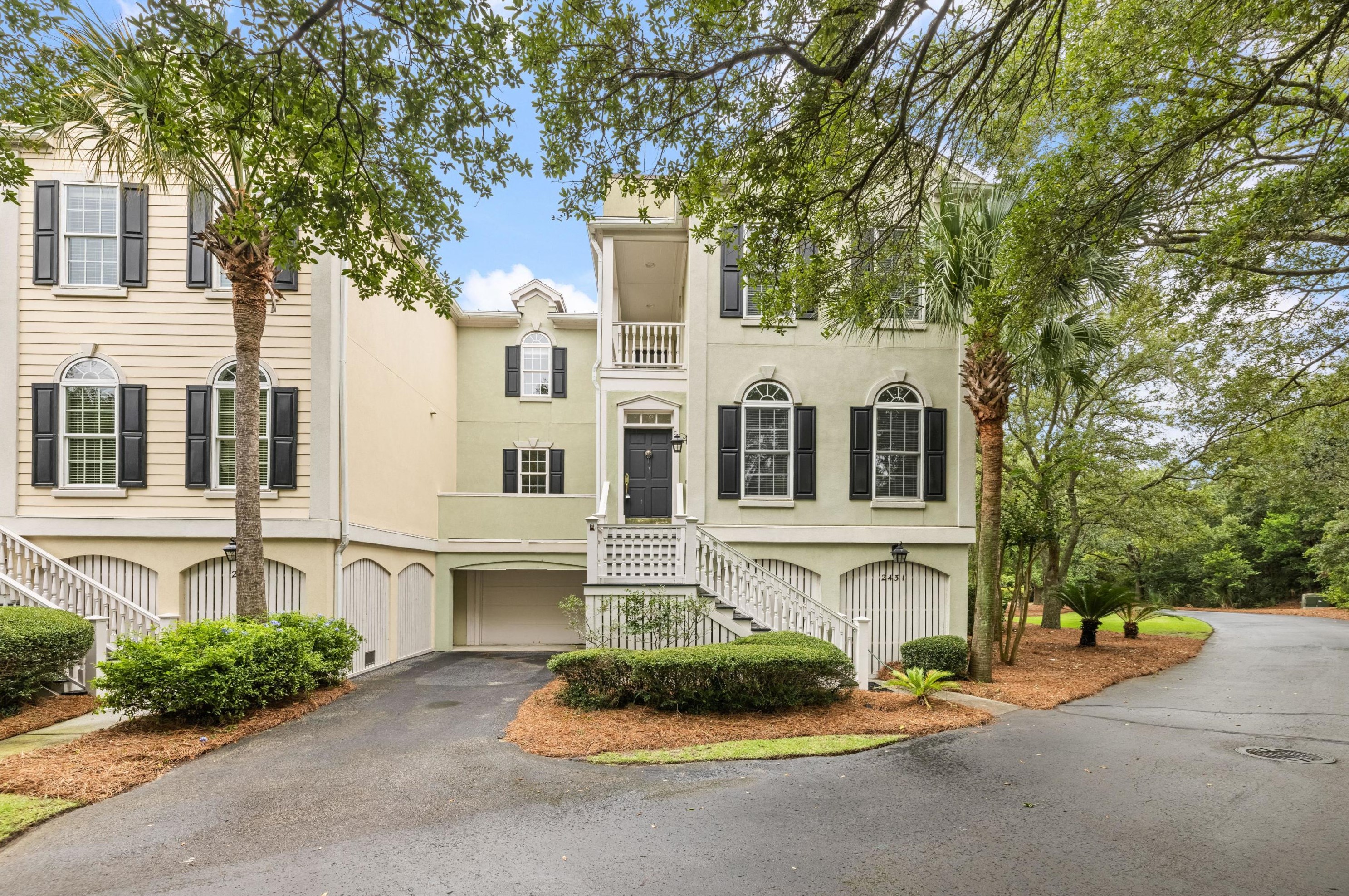 2431 Racquet Club Dr, Johns Island, SC 29455