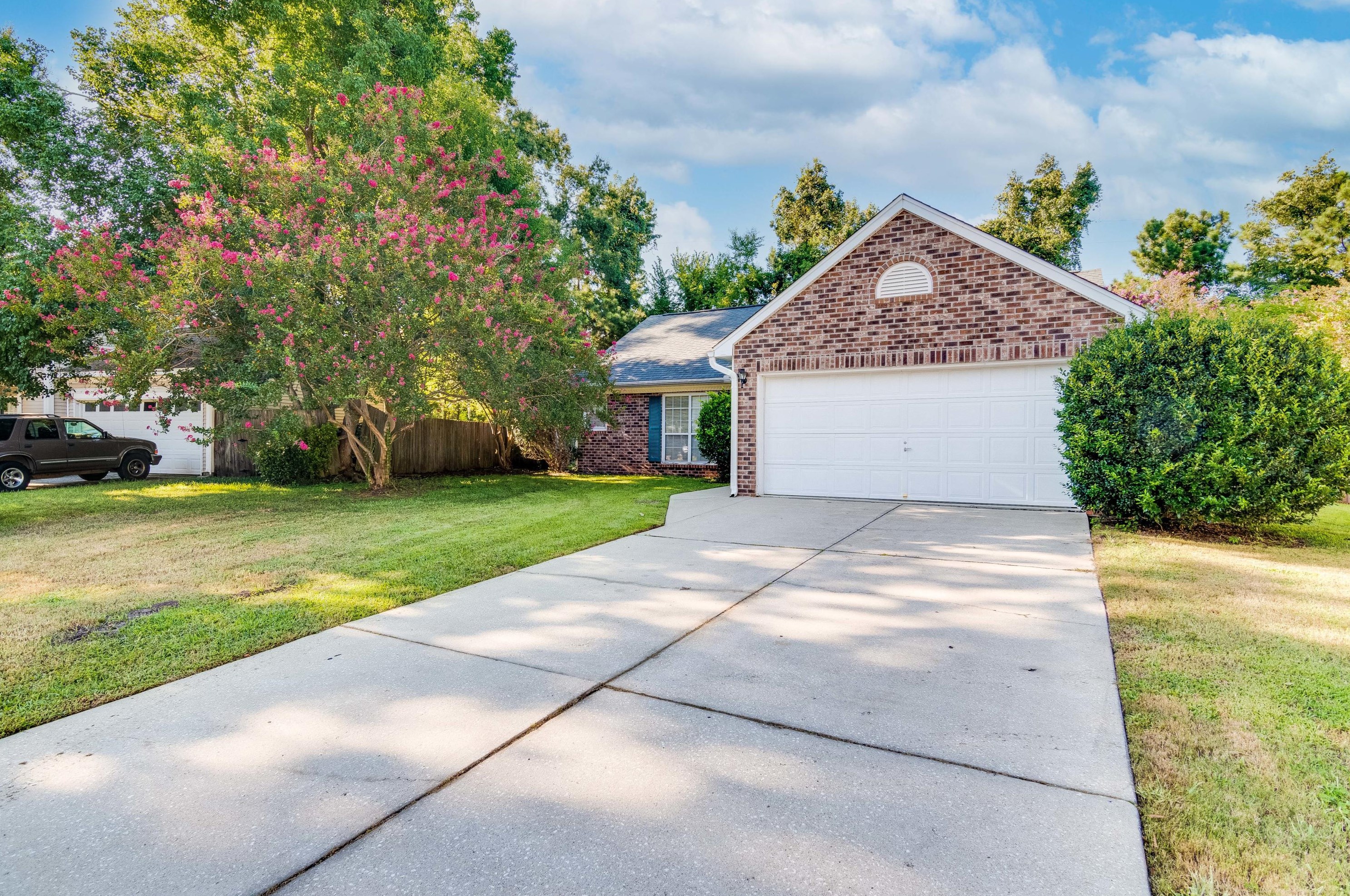 8481 Battle Forest Dr, Charleston, SC 29420-8417