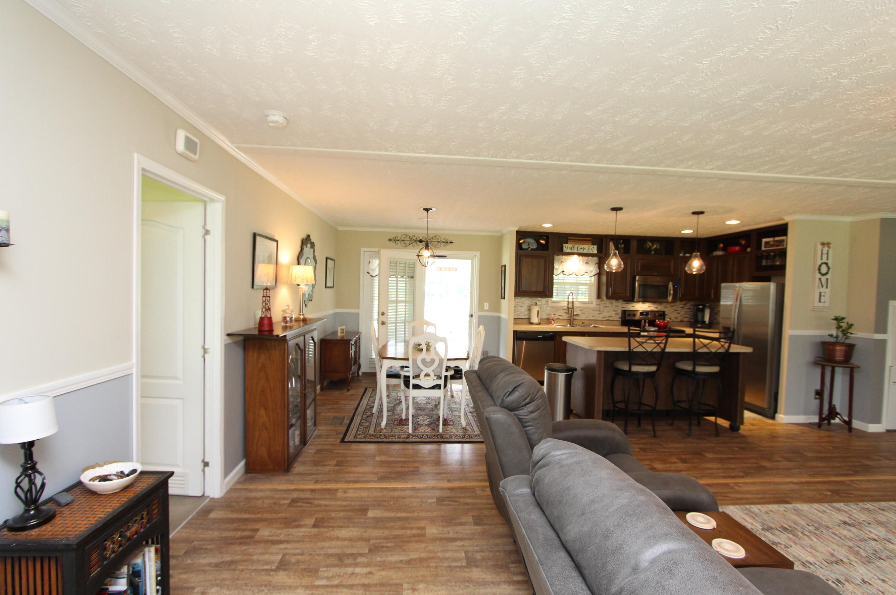 288 Pickens St, Summerville, SC 29485-7519