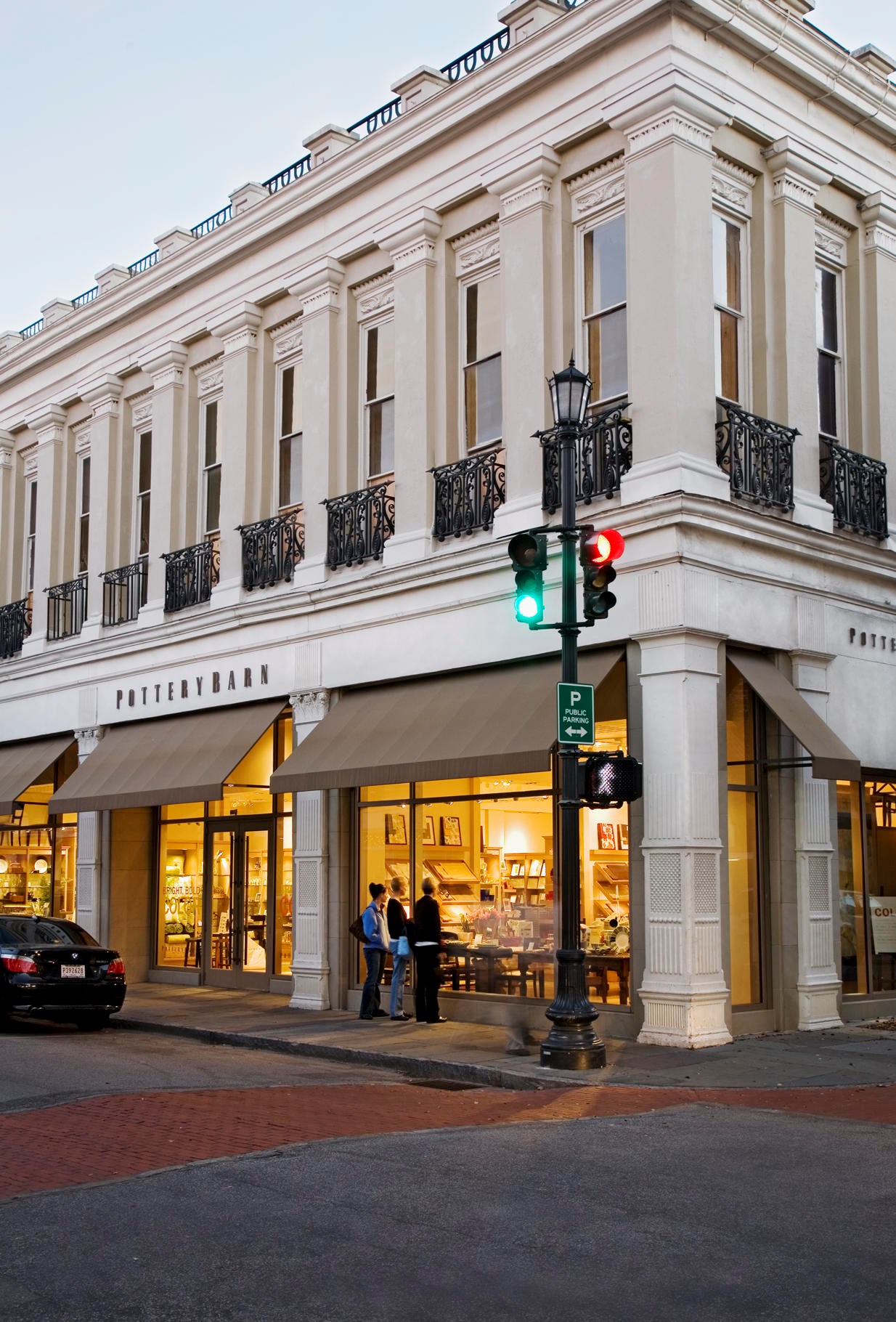 315 King St, Charleston SC  29401-1410 exterior