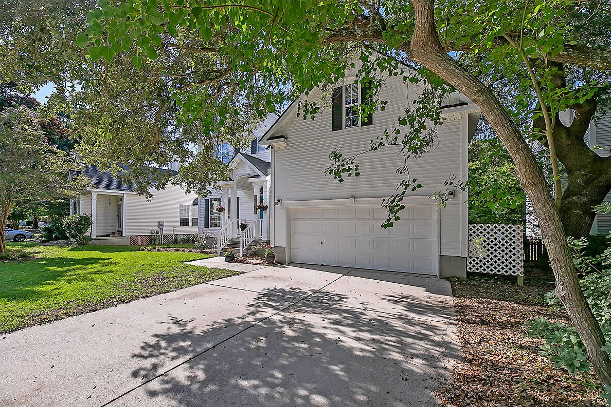 1719 Crystal Lake Dr, Charleston, SC 29412-8279