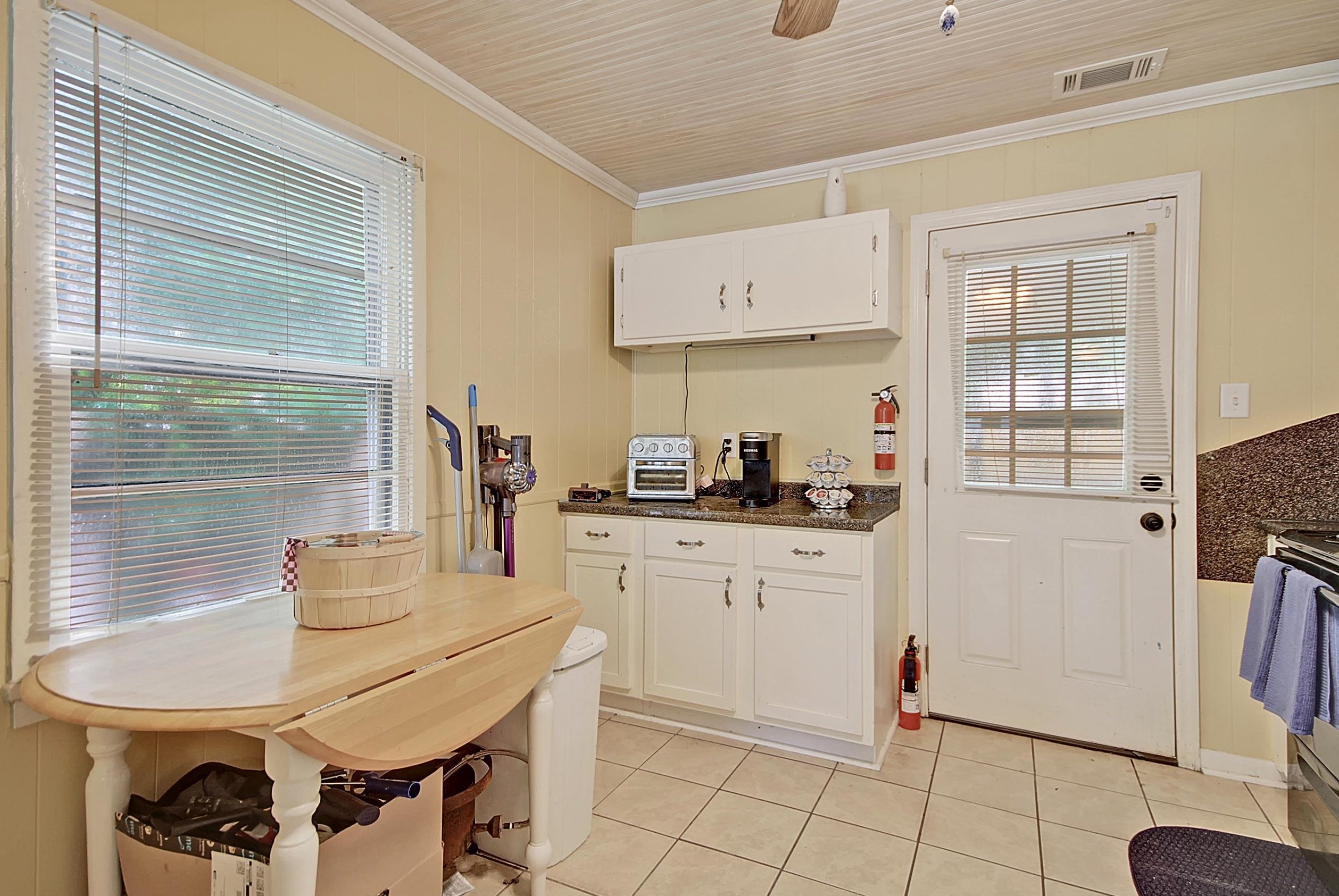 5819 Chaucer Dr, Charleston SC  29410-2723 exterior