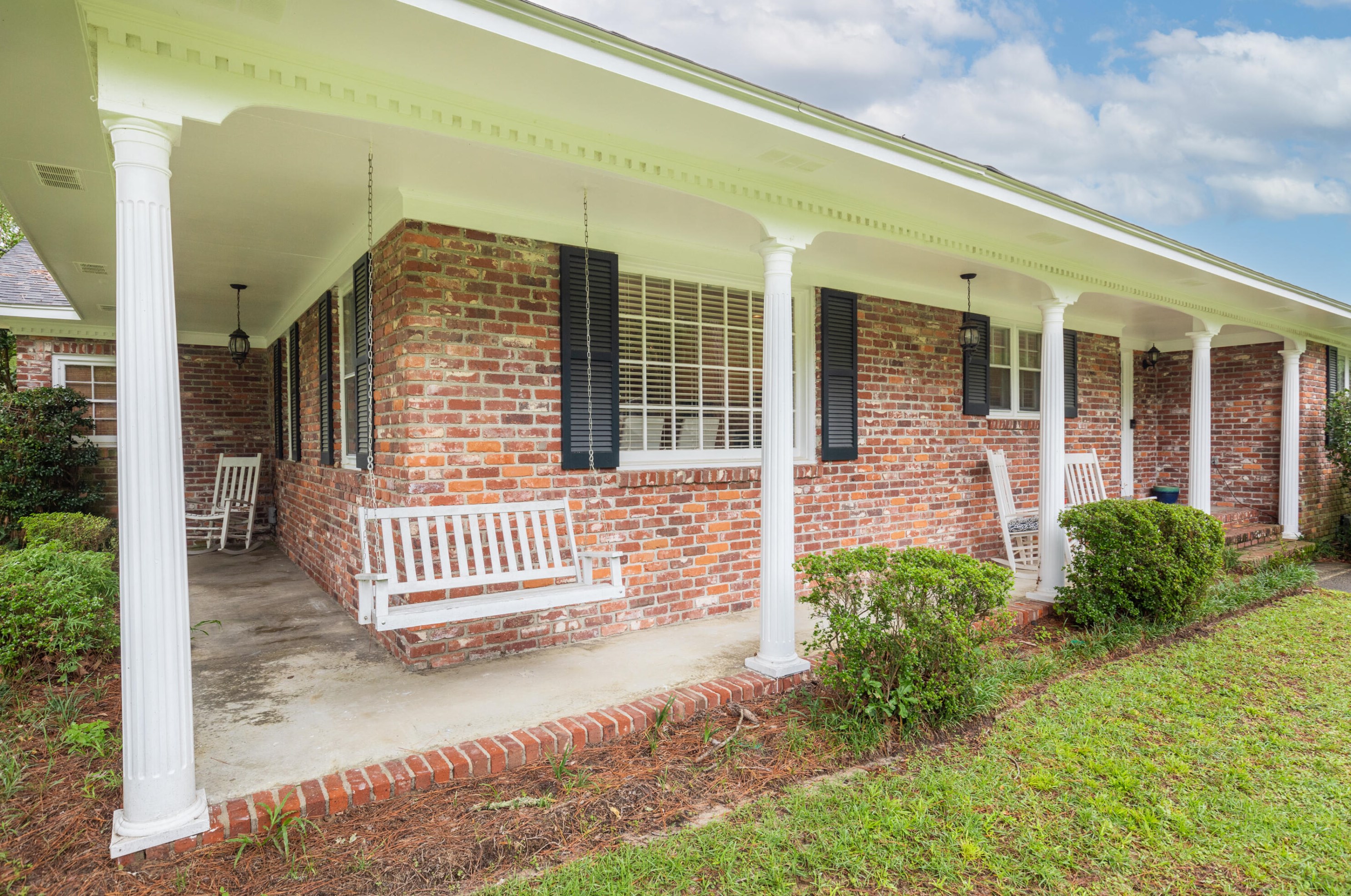 1701 Vassar Dr, Charleston, SC 29407-4235
