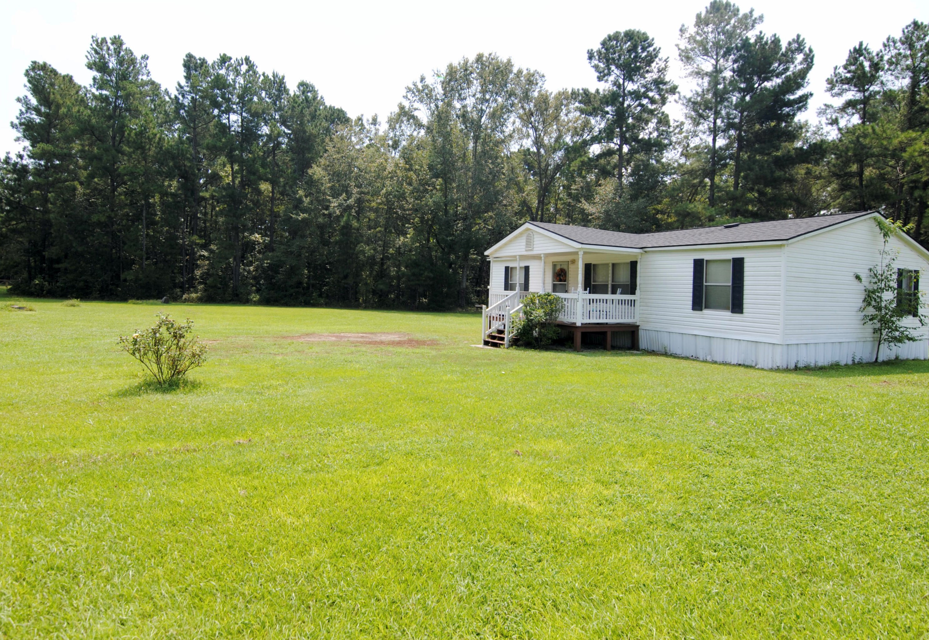 212 Seesaw Ln, Cross, SC 29436