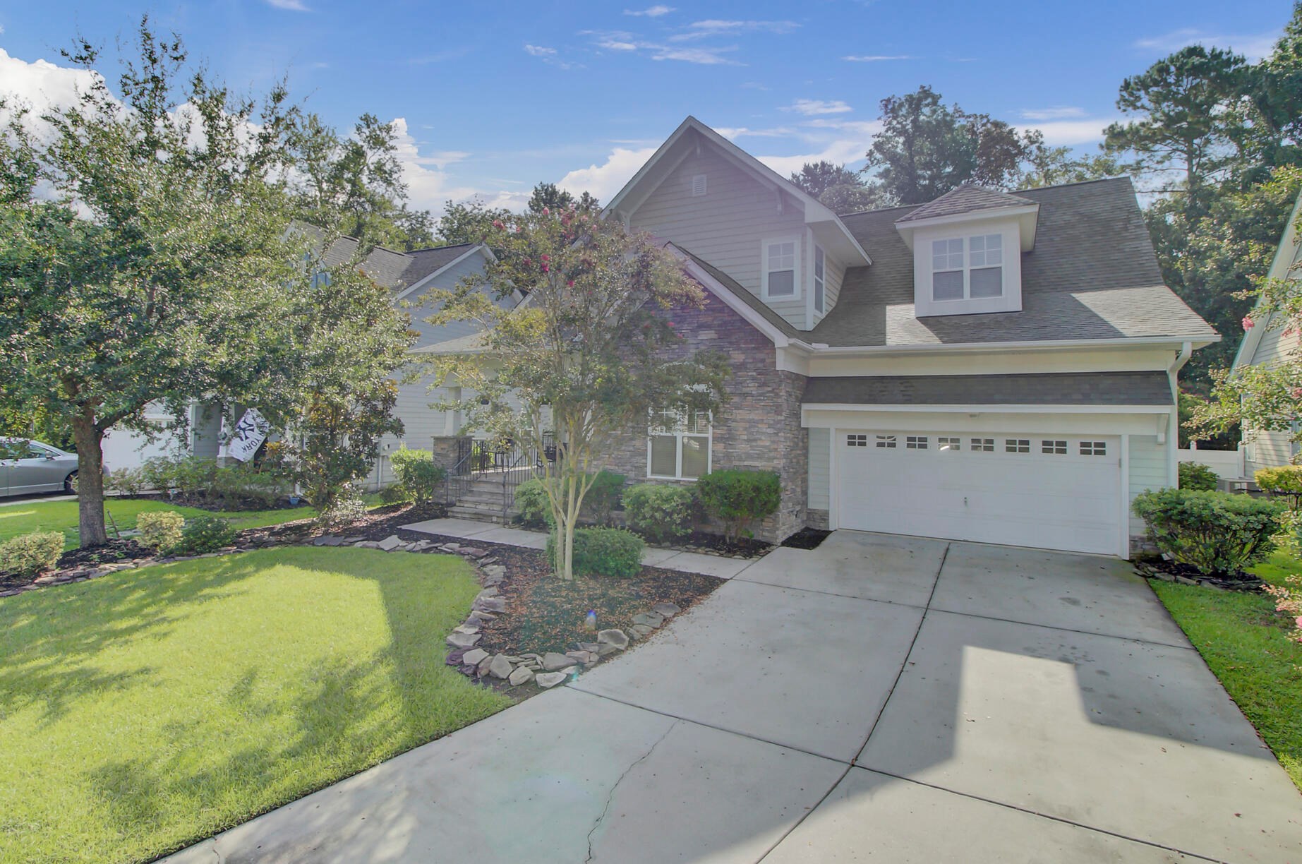 223 Carolinian Dr, Summerville, SC 29485