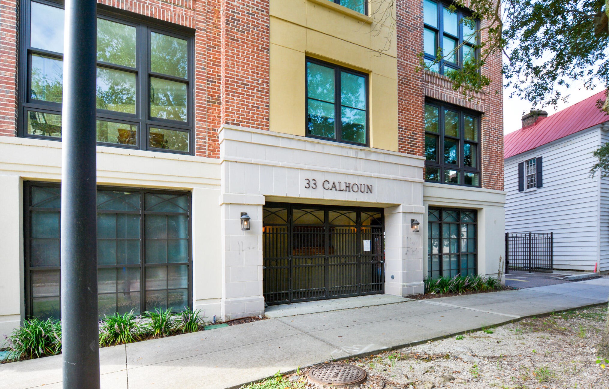 33 Calhoun St #143, Charleston, SC 29401