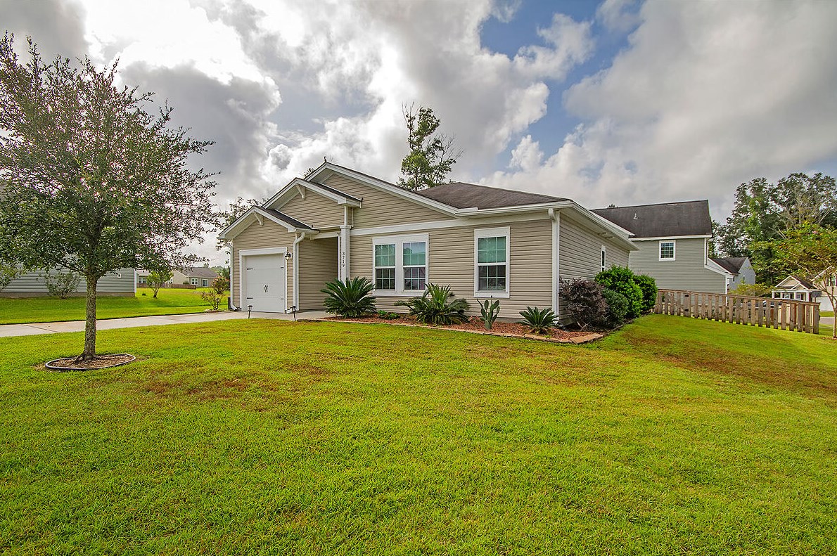 3719 Blackjack Rd, Ladson, SC 29456