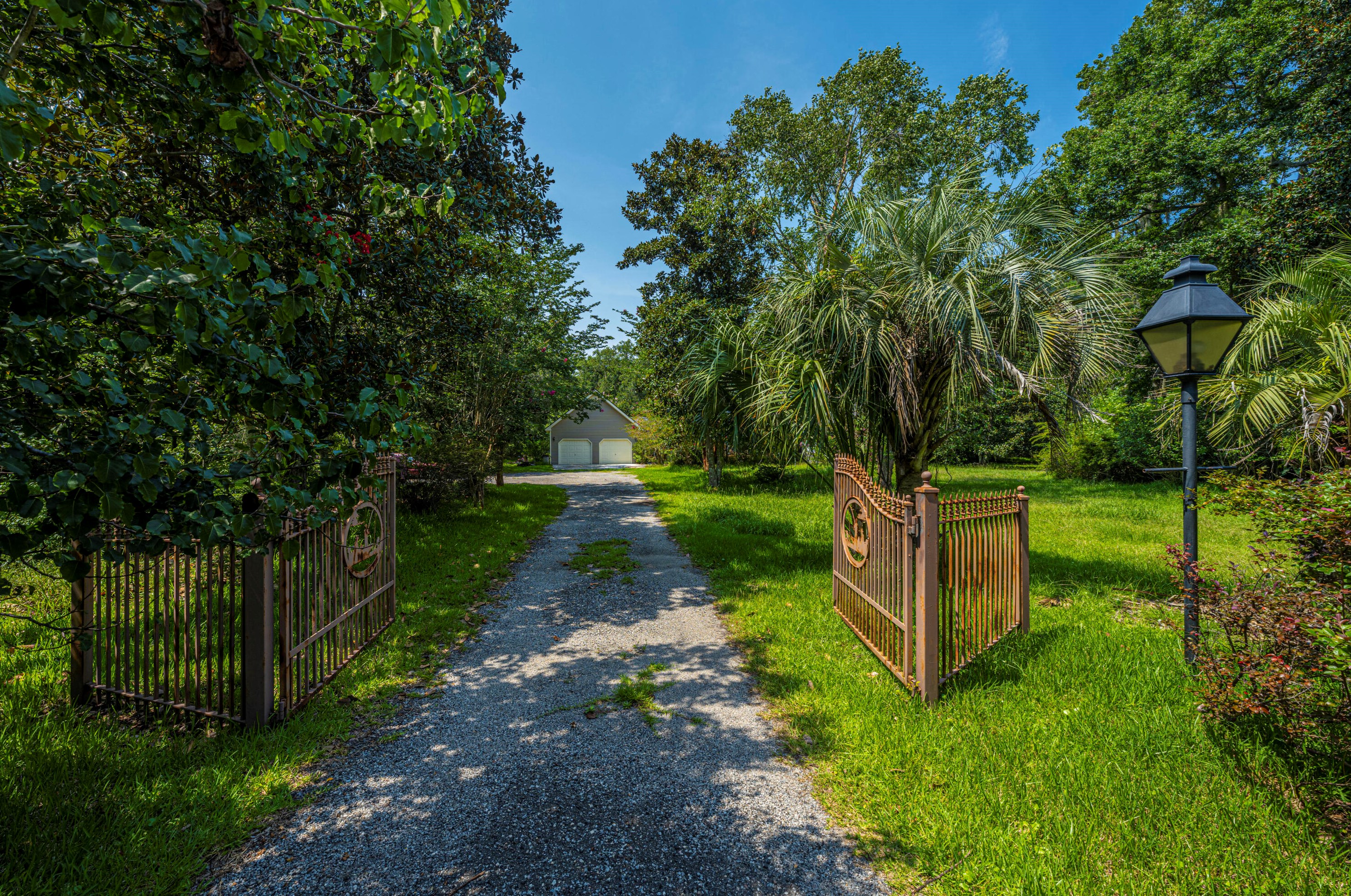 2682 Starfish Dr, Johns Island, SC 29455