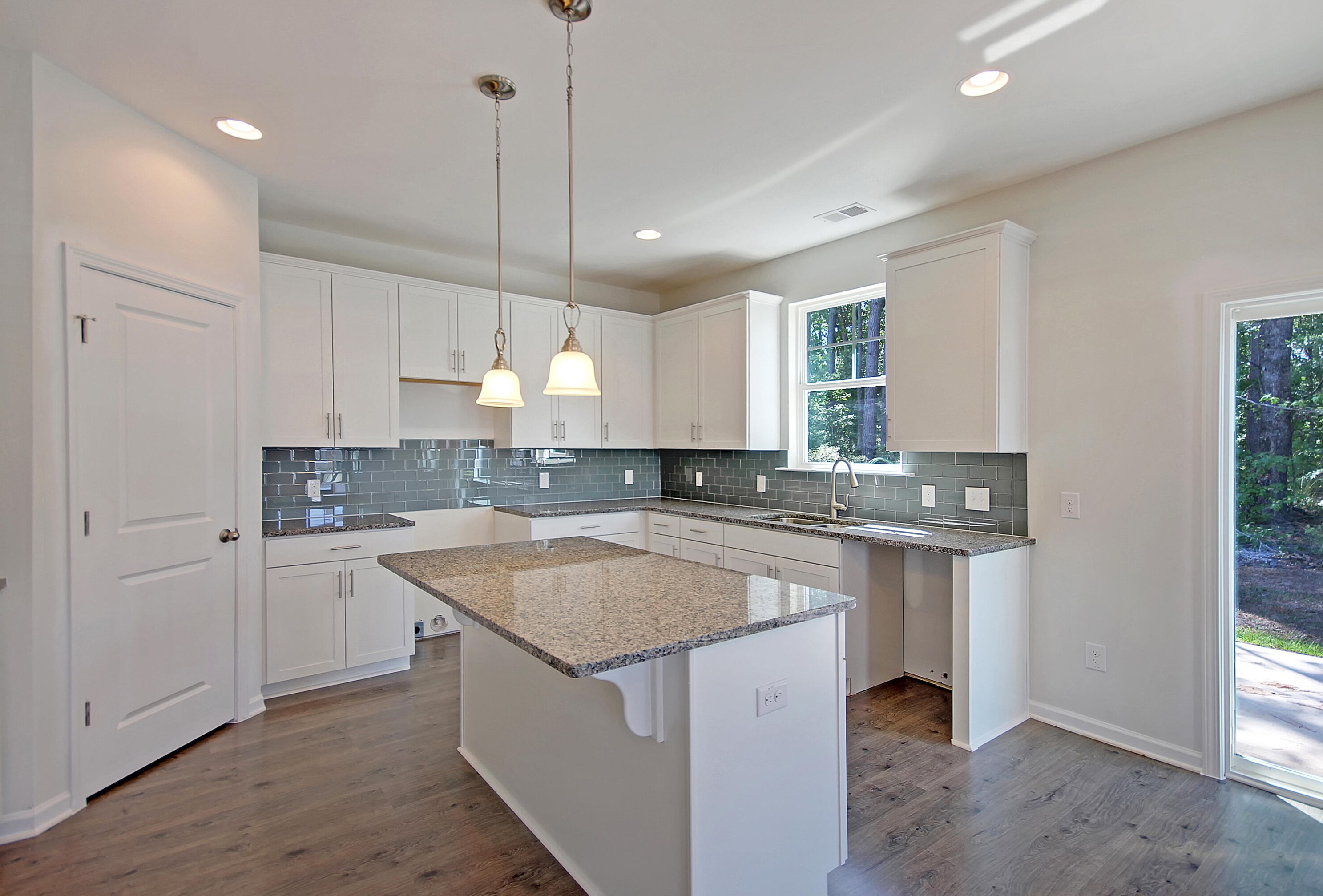 706 Mason St, Summerville, SC 29485-7507