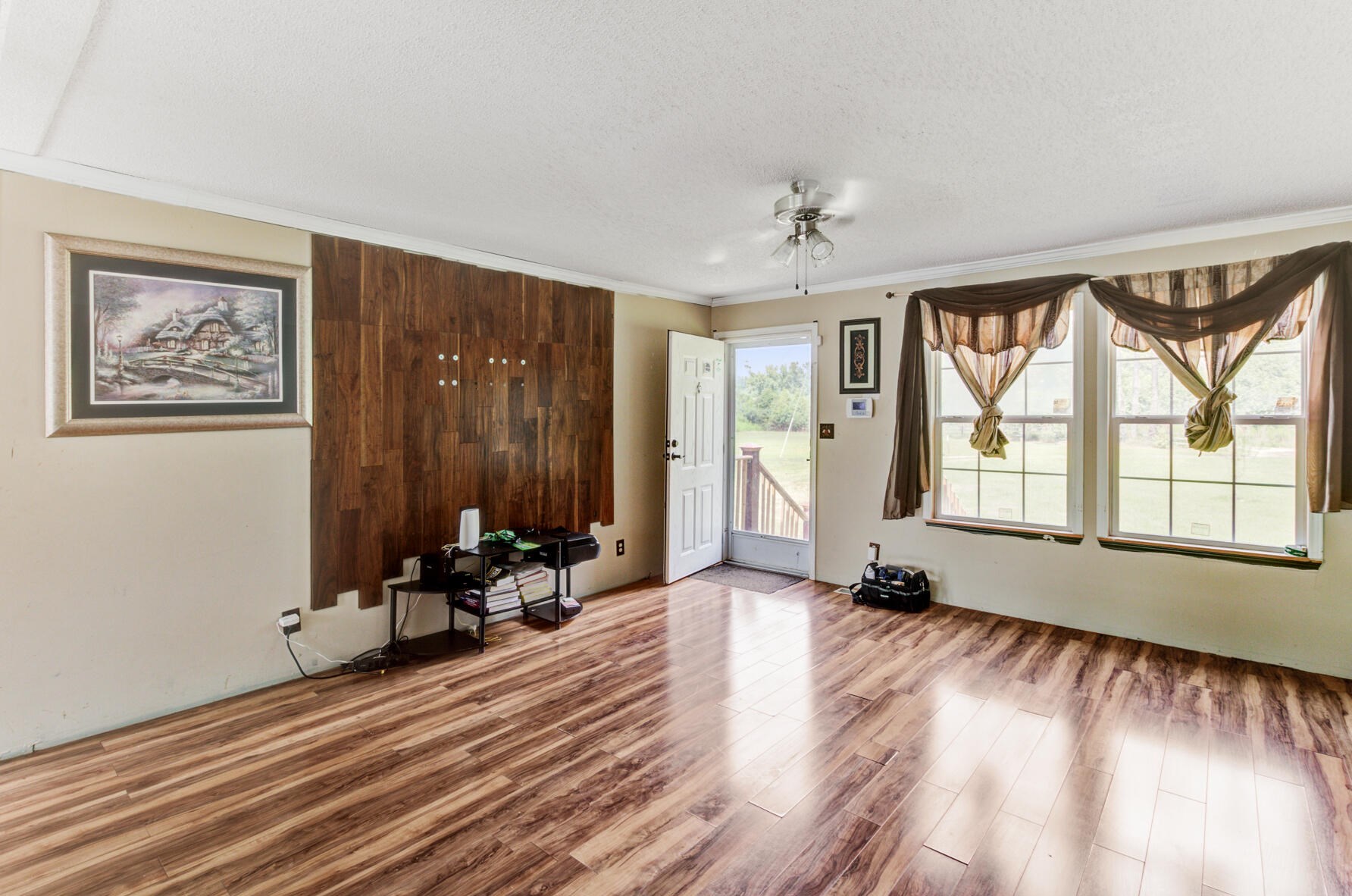 1420 Van Dyke Rd, Cottageville, SC 29435