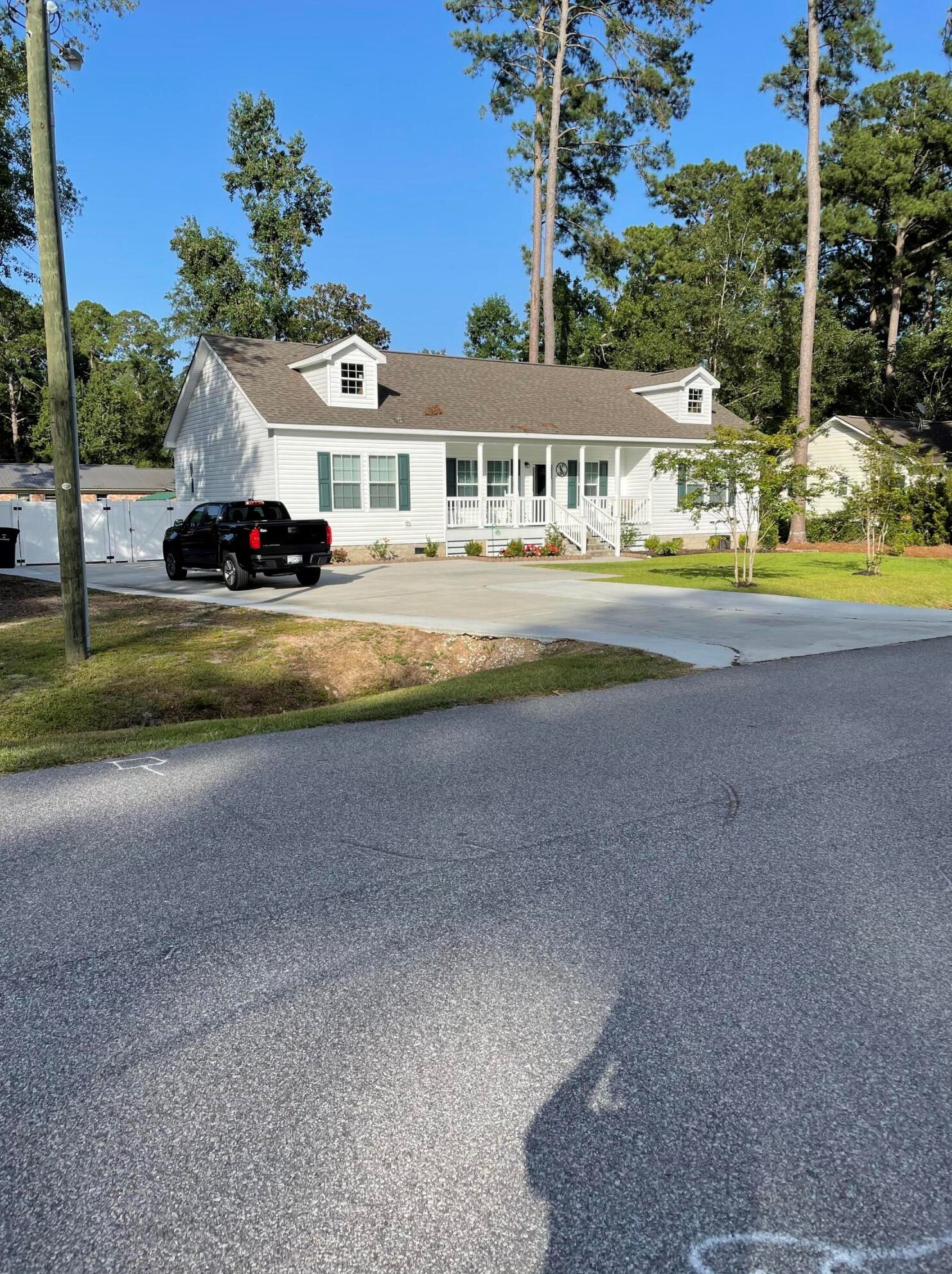 106 Fairview Ave, Walterboro SC  29488-3575 exterior