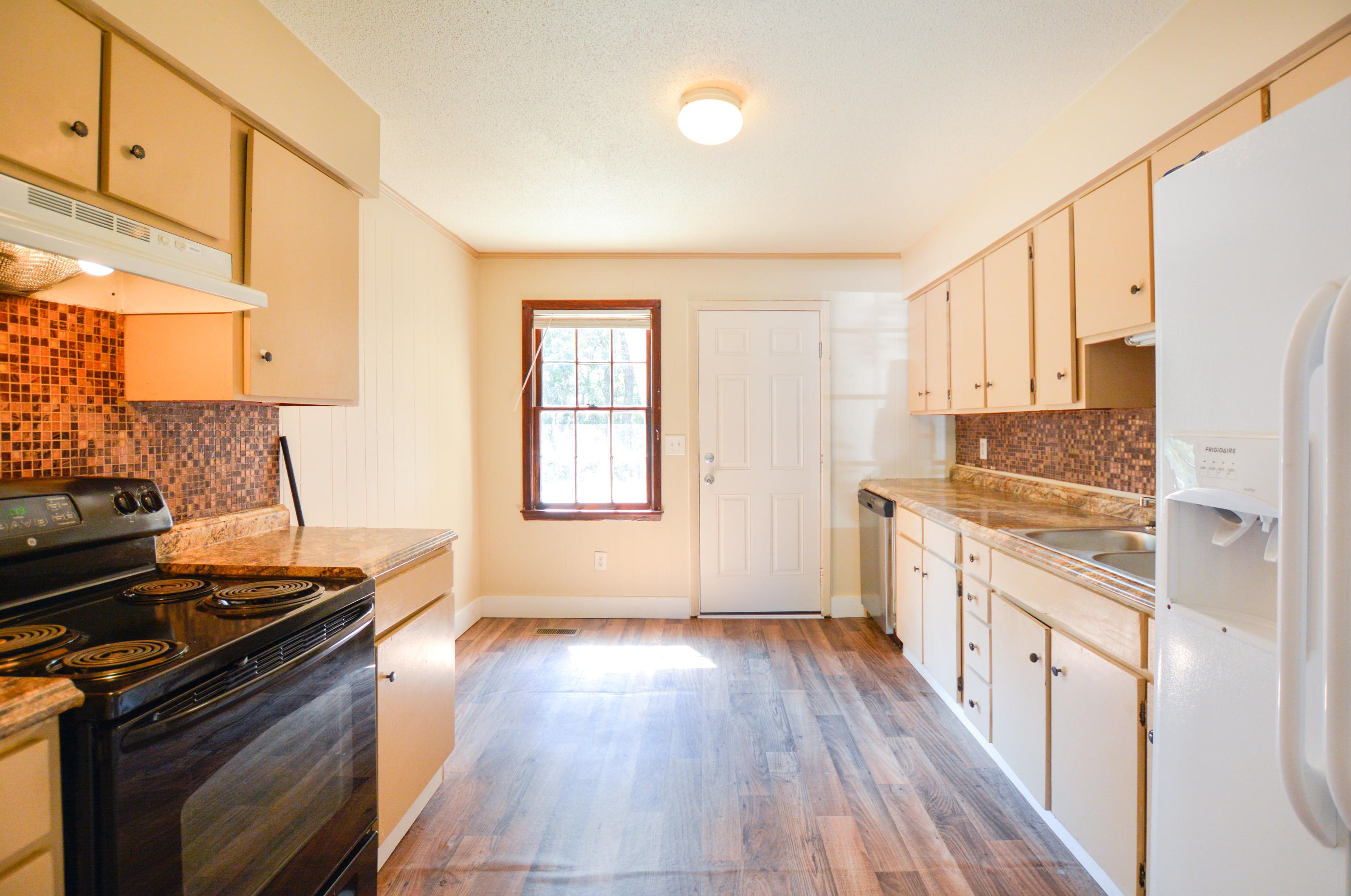 1045 Harbor View Rd #a, Charleston, SC 29412