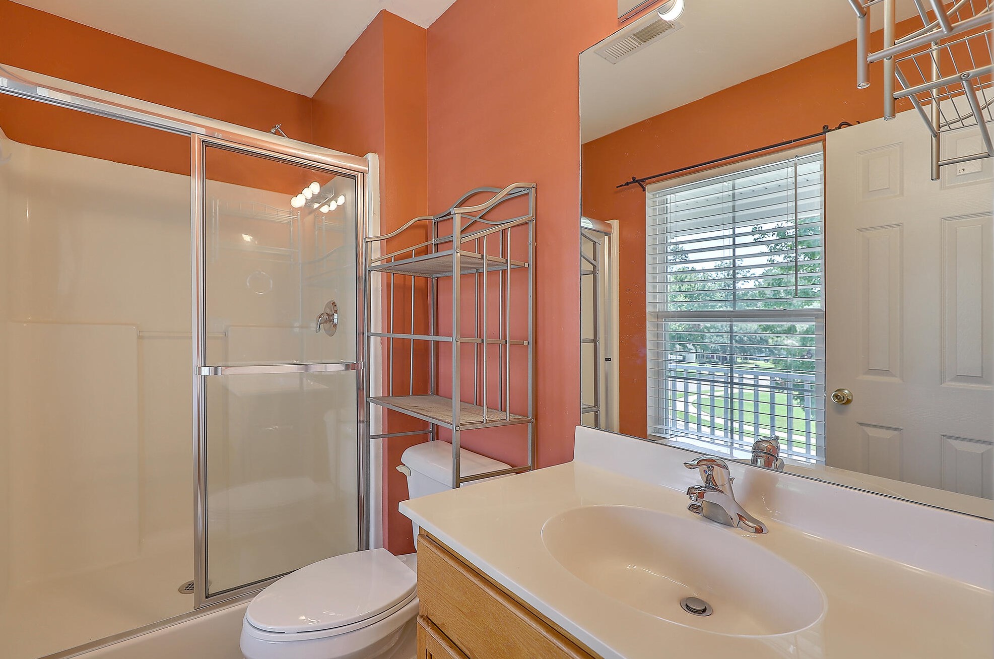 8983 Planters Row Ln, Summerville SC  29485-8968 exterior