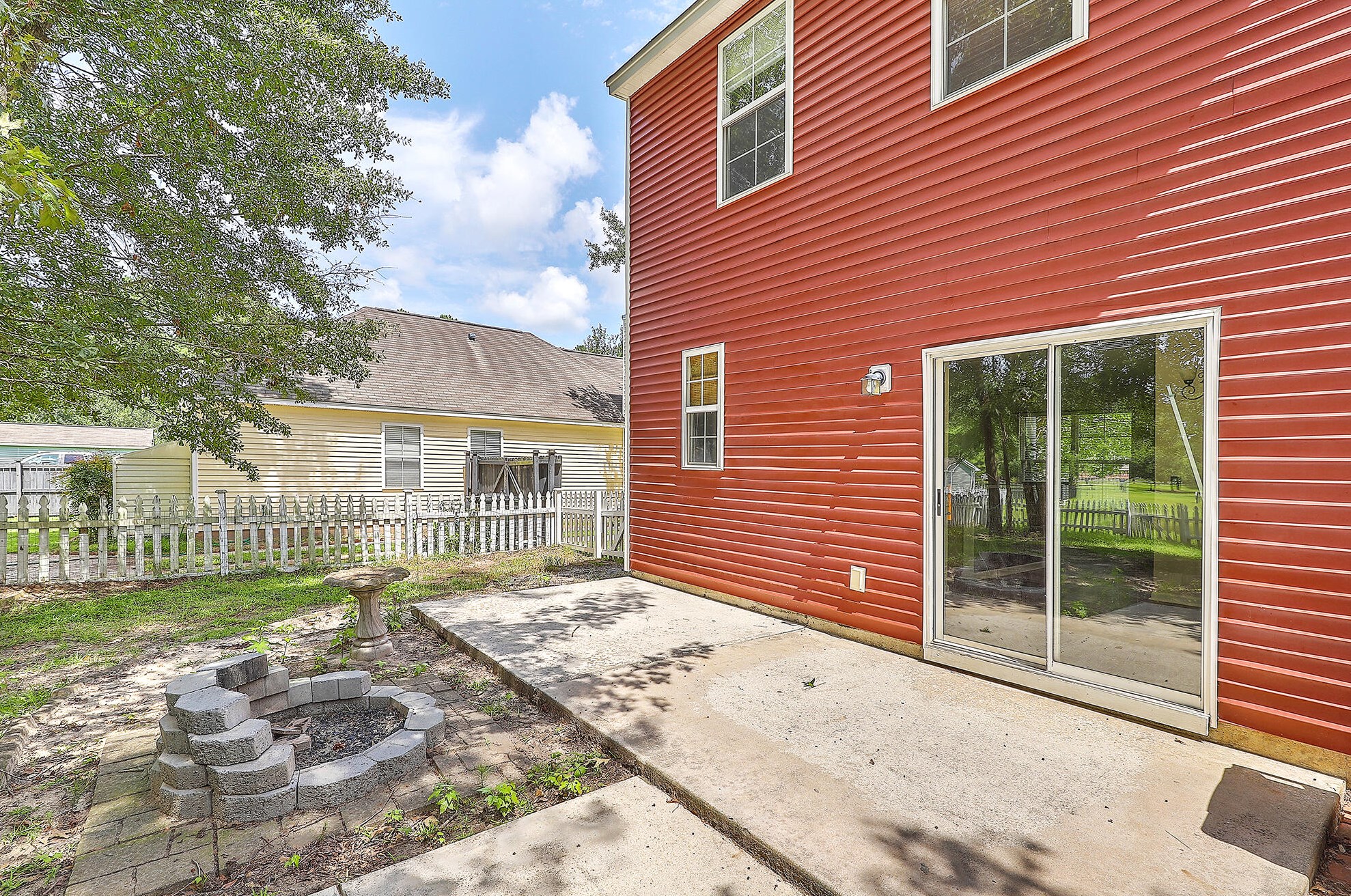 8983 Planters Row Ln, Summerville SC  29485-8968 exterior