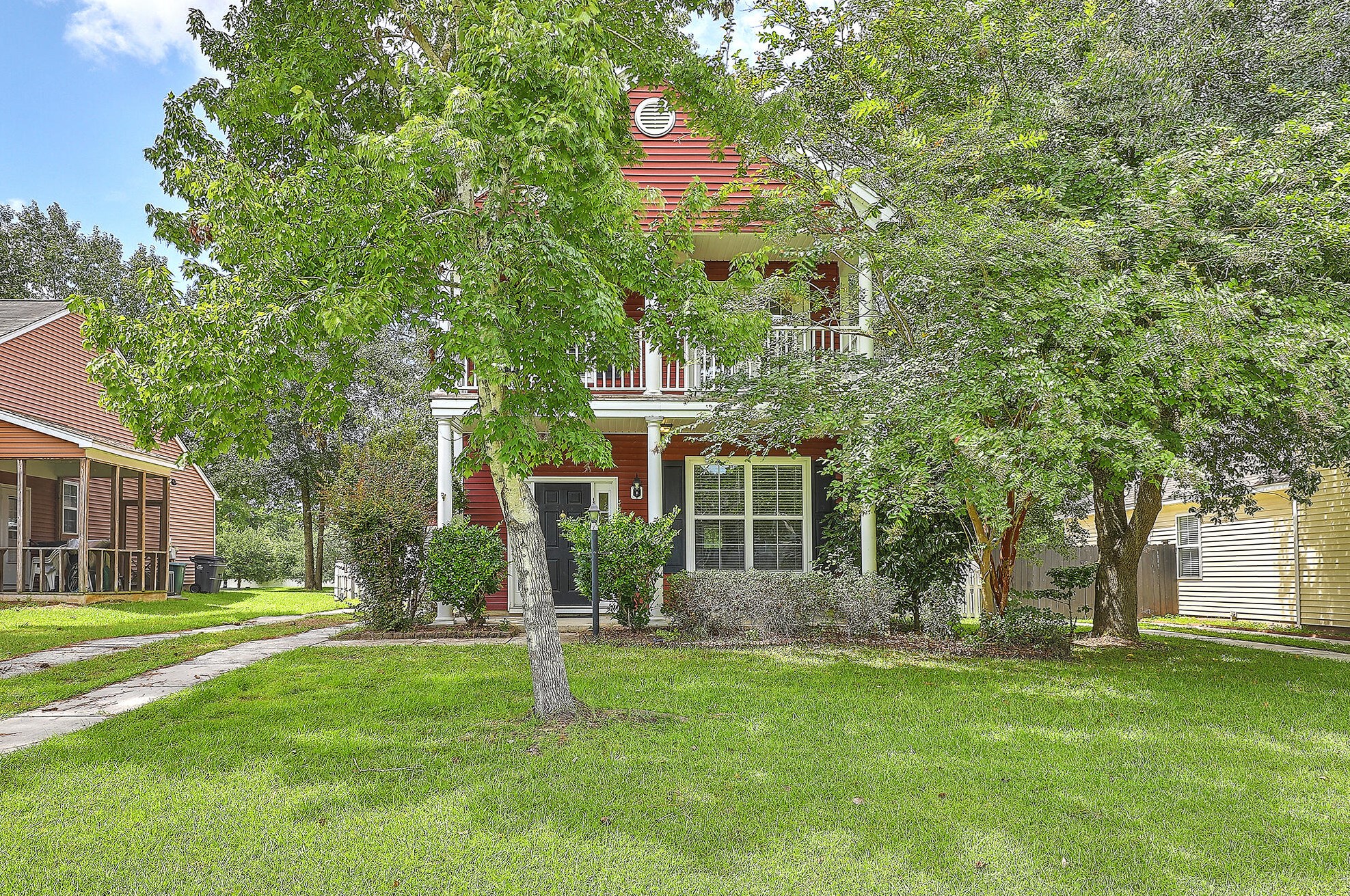 8983 Planters Row Ln, Summerville SC  29485-8968 exterior