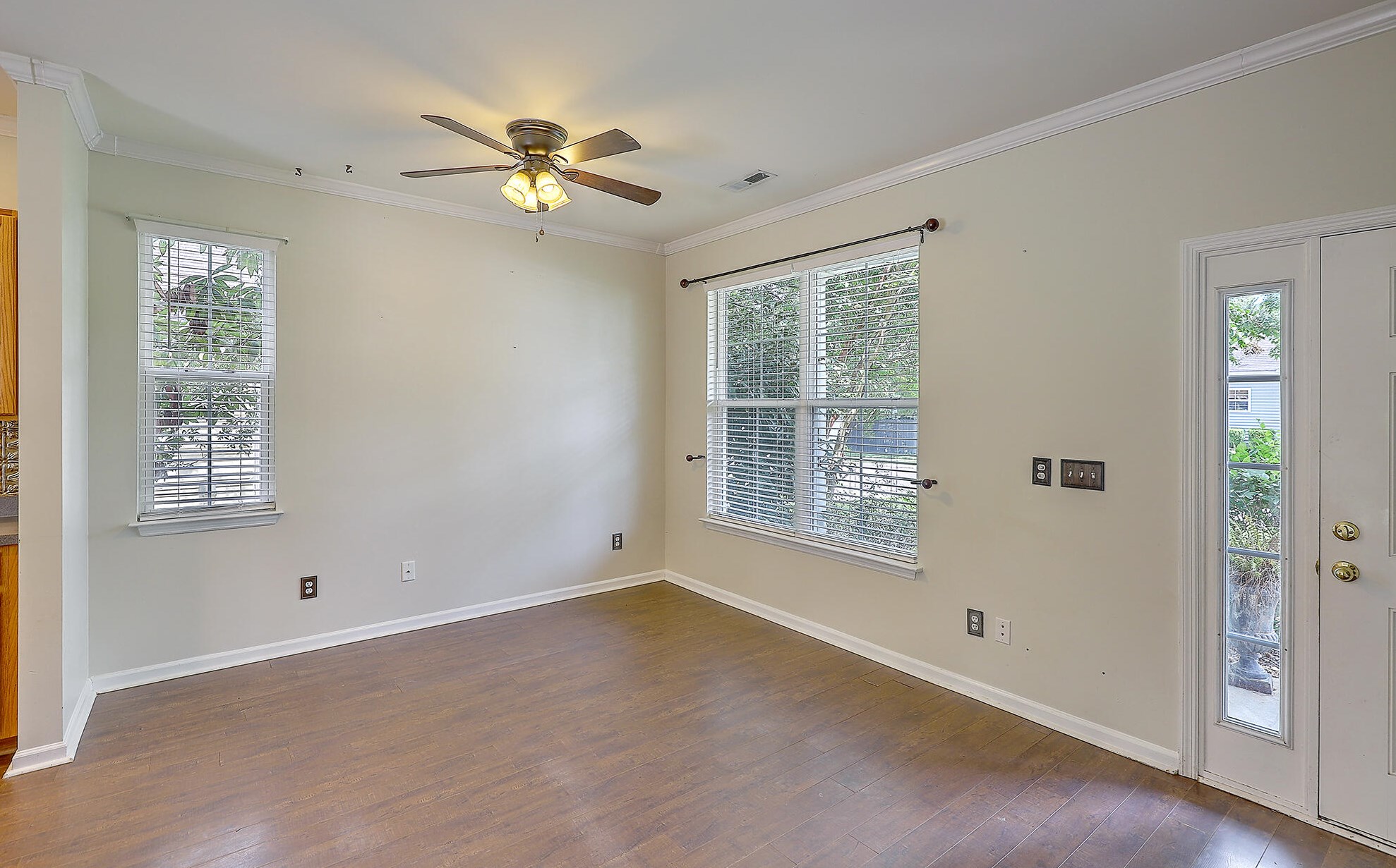 8983 Planters Row Ln, Summerville SC  29485-8968 exterior