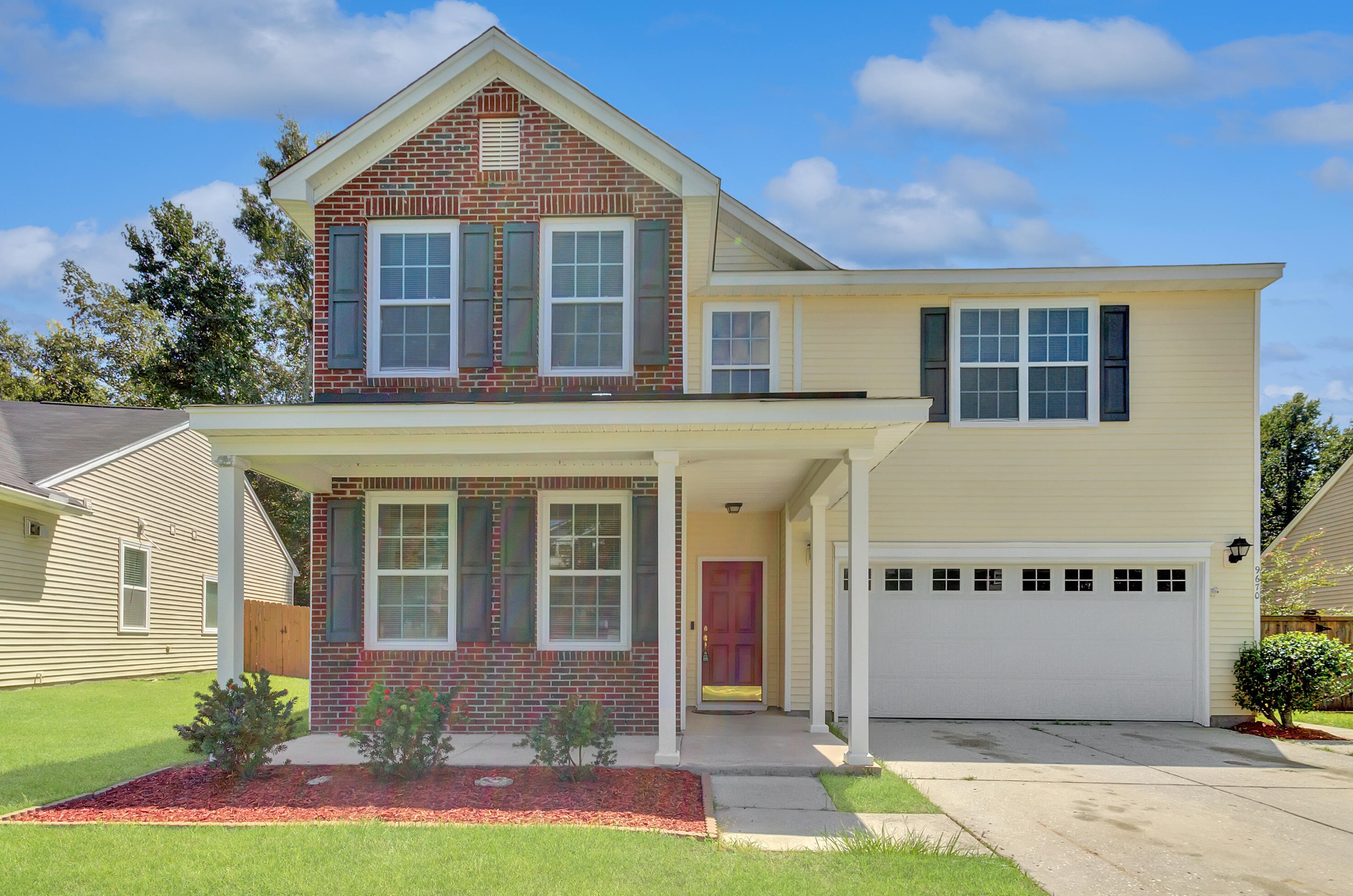 9670 Godwin St, Ladson, SC 29456