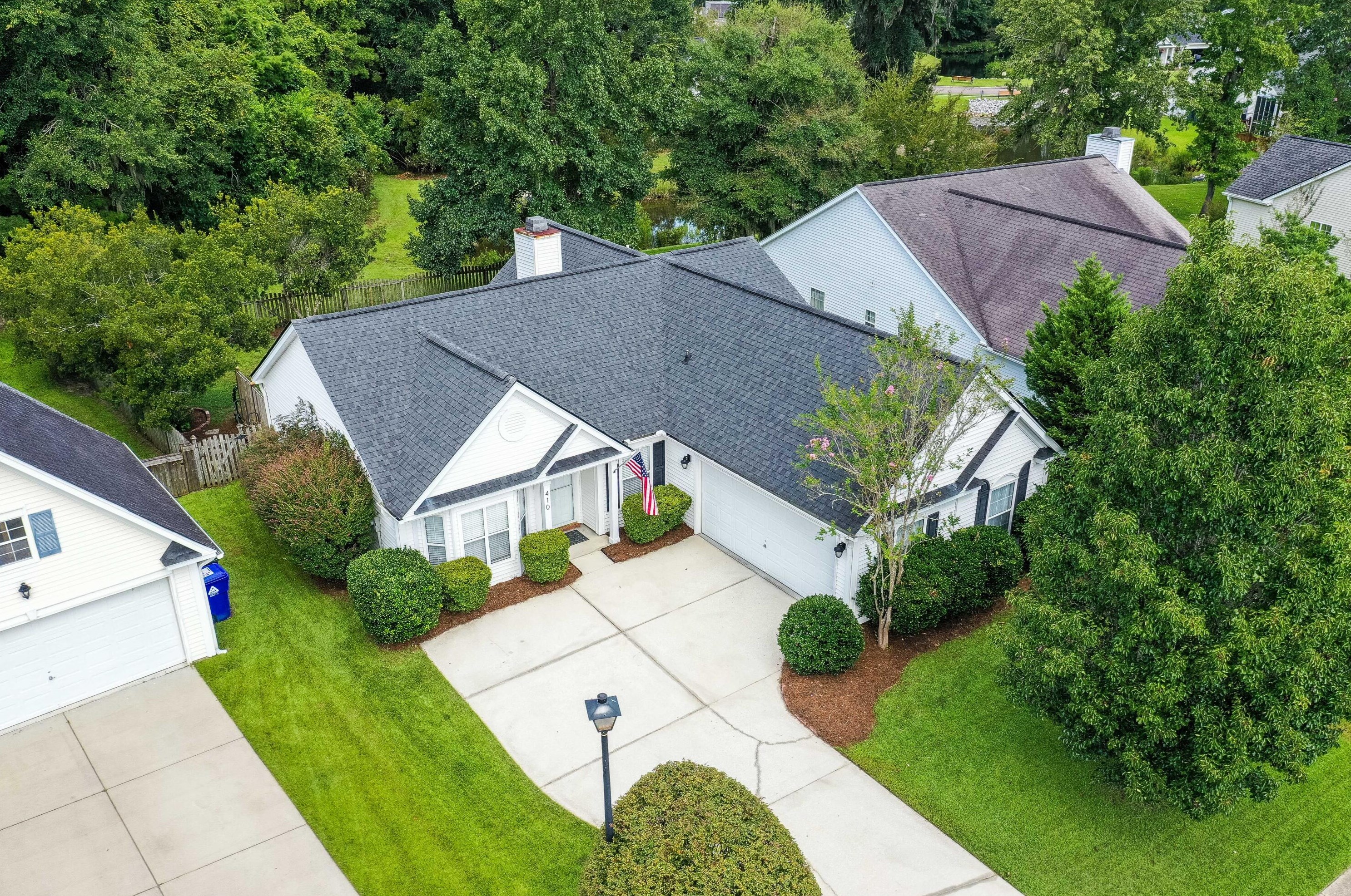 410 Manorwood Ln, Charleston, SC 29414-9007