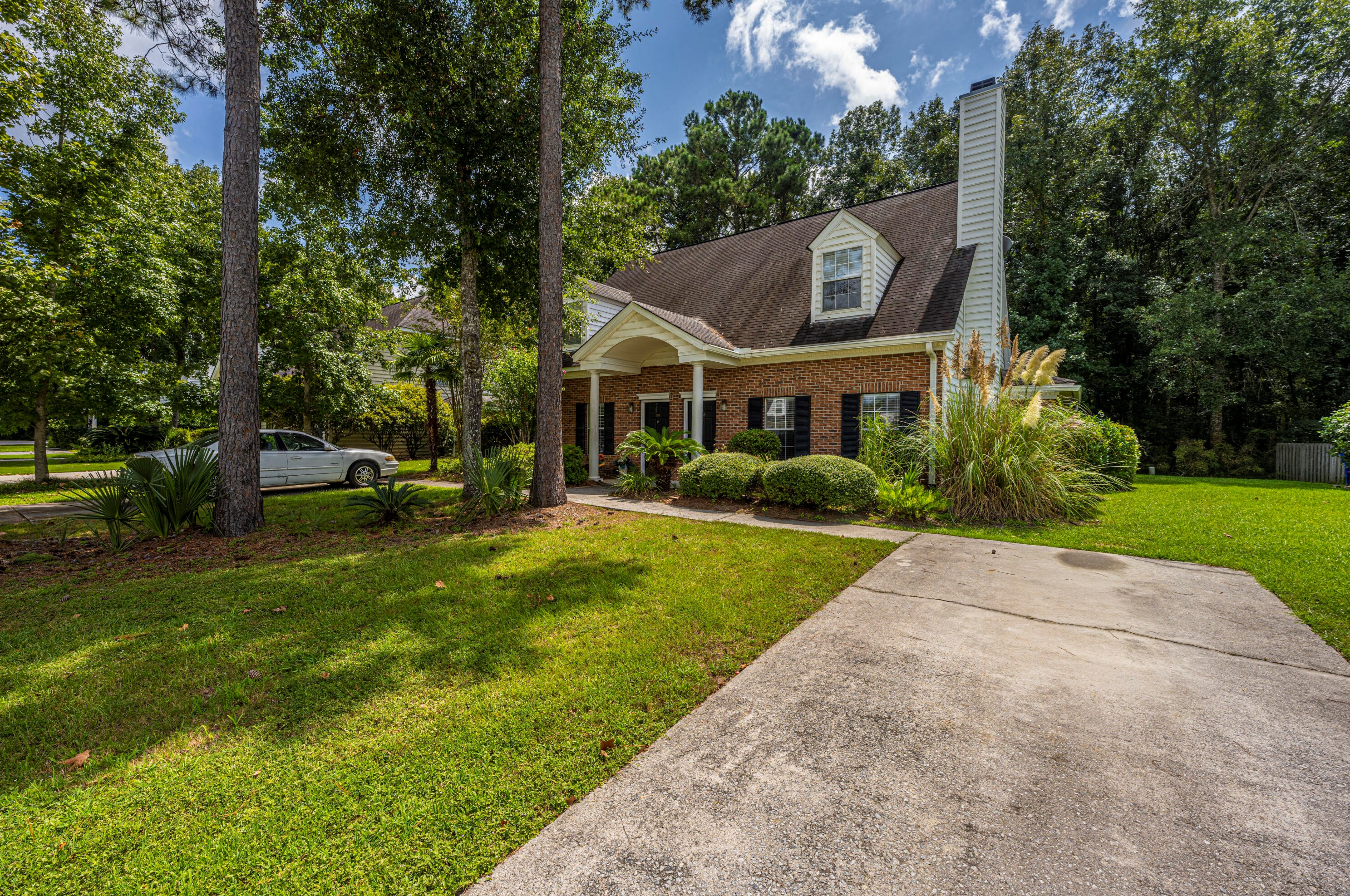 3380 Queensgate Way, Mount Pleasant, SC 29466