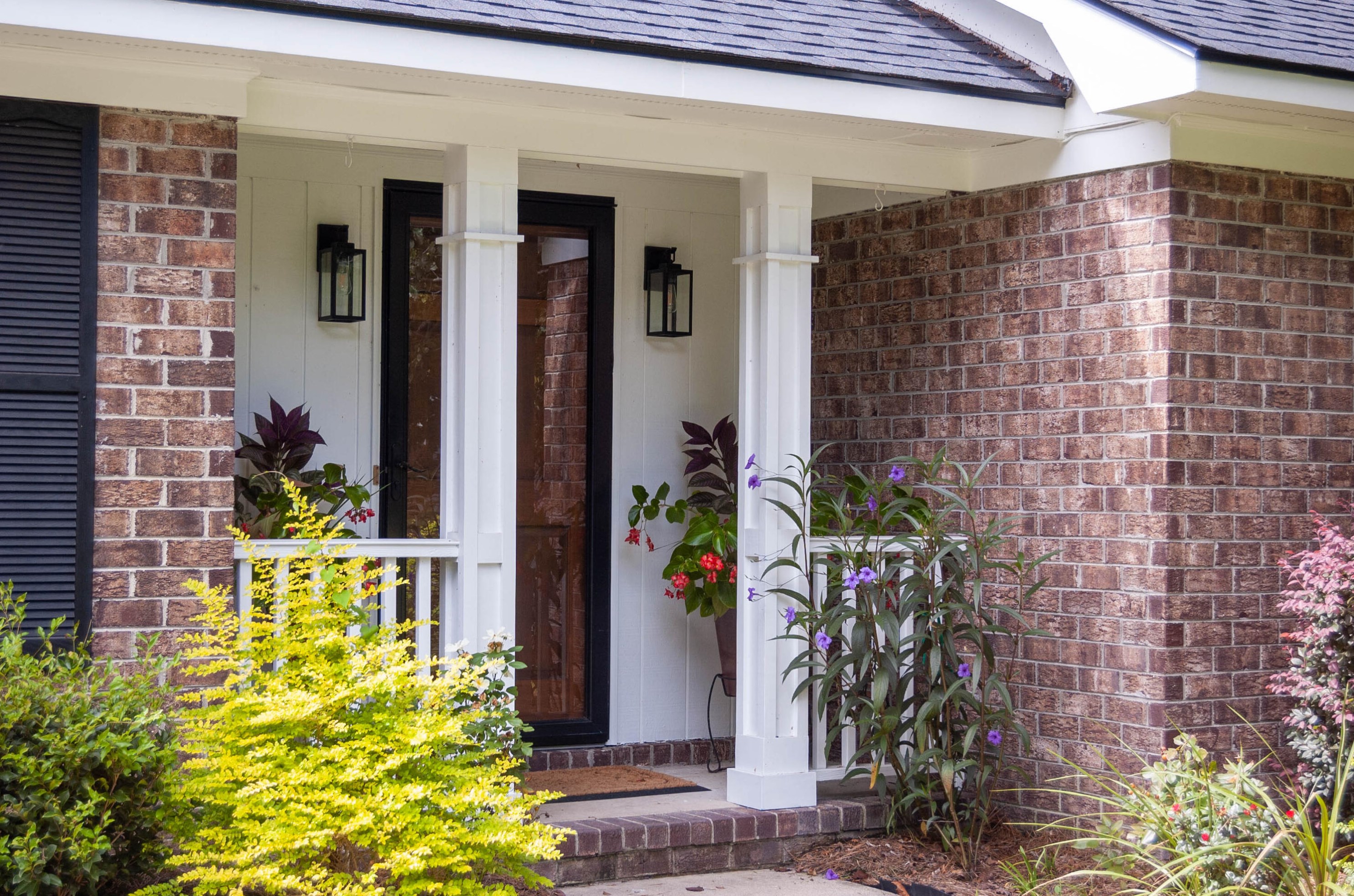 1057 Kingswood Dr, Charleston, SC 29412-9313